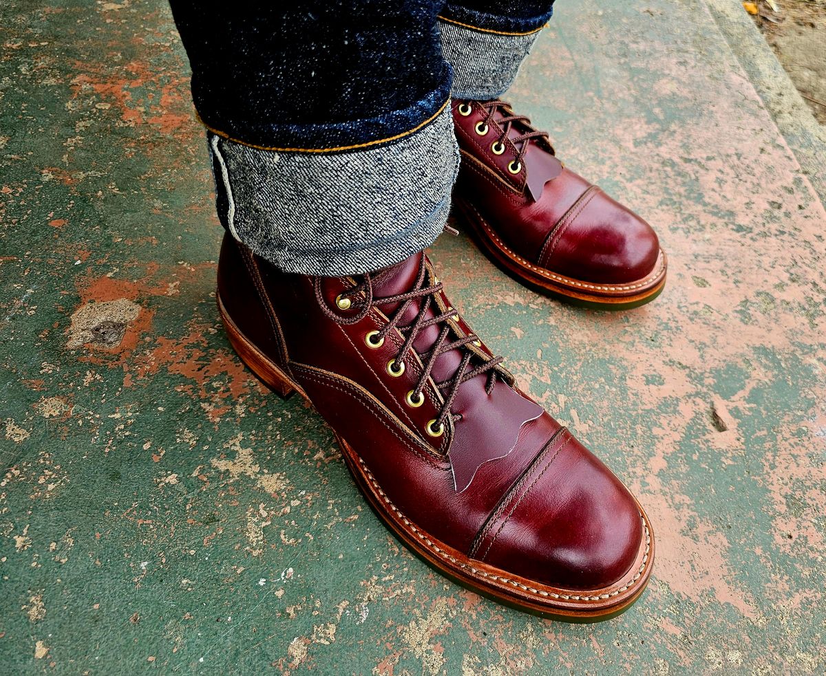 Photo by 1peter3 on May 13, 2024 of the Open Road Custom Boots MTO Service Boot in Veg Retan Red.