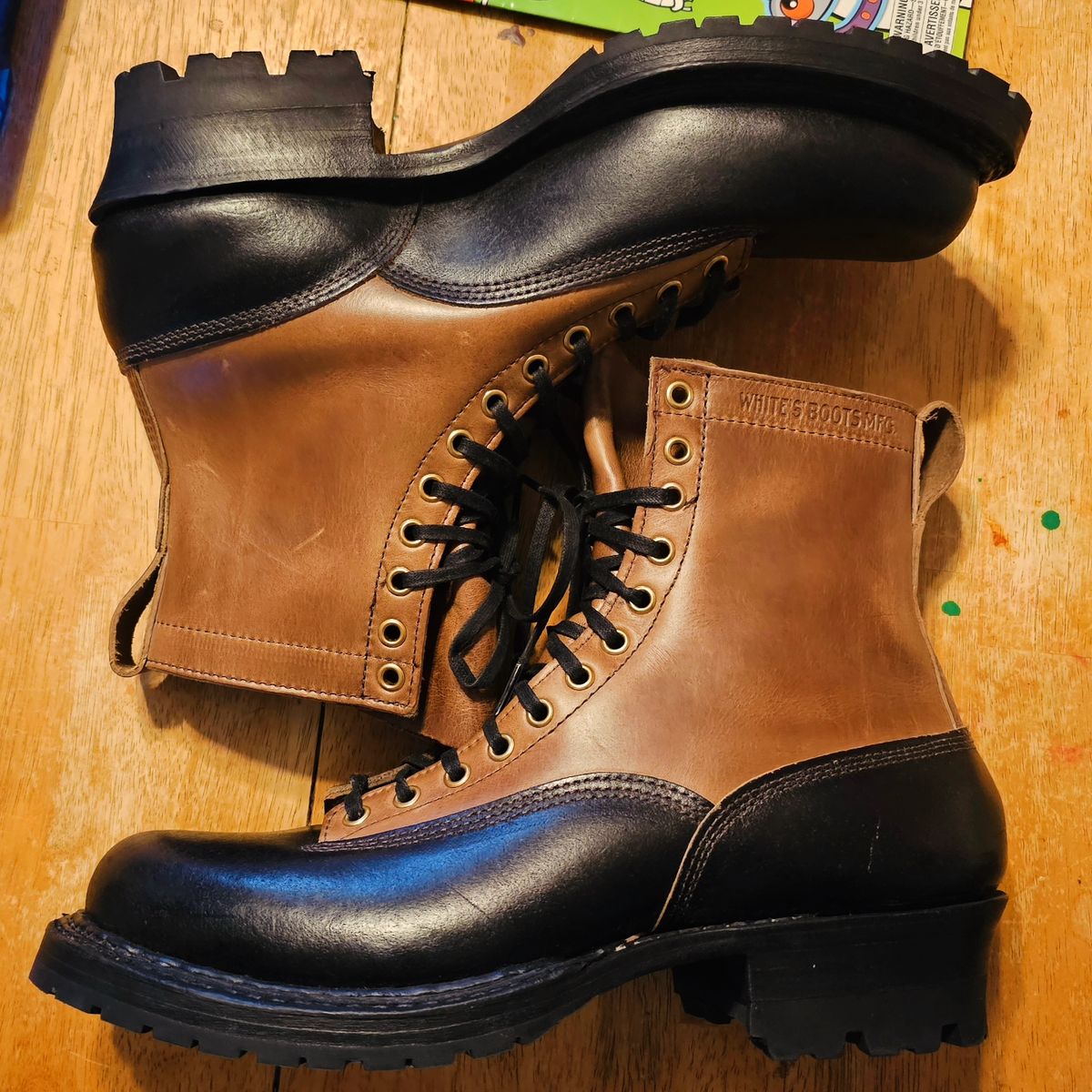 Photo by 1peter3 on February 8, 2024 of the White's x Division Road LTT Logger 375 in Horween Natural Chromexcel.