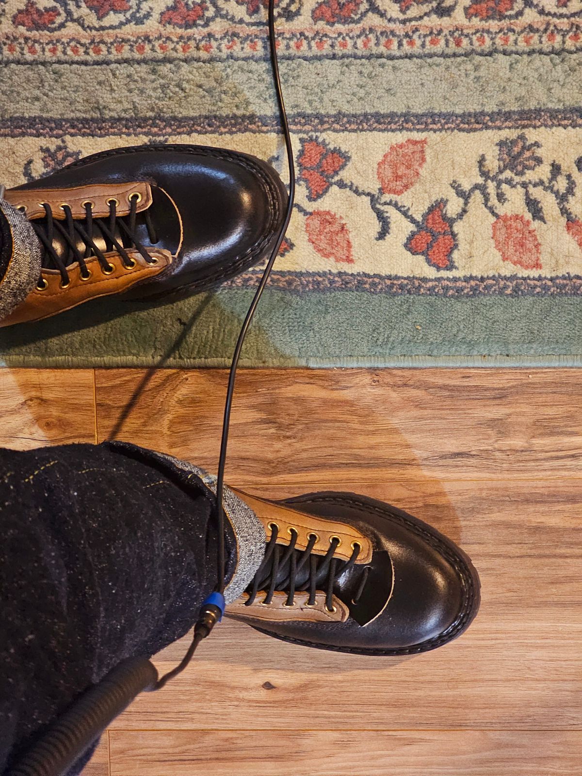 Photo by 1peter3 on February 13, 2024 of the White's x Division Road LTT Logger 375 in Horween Natural Chromexcel.