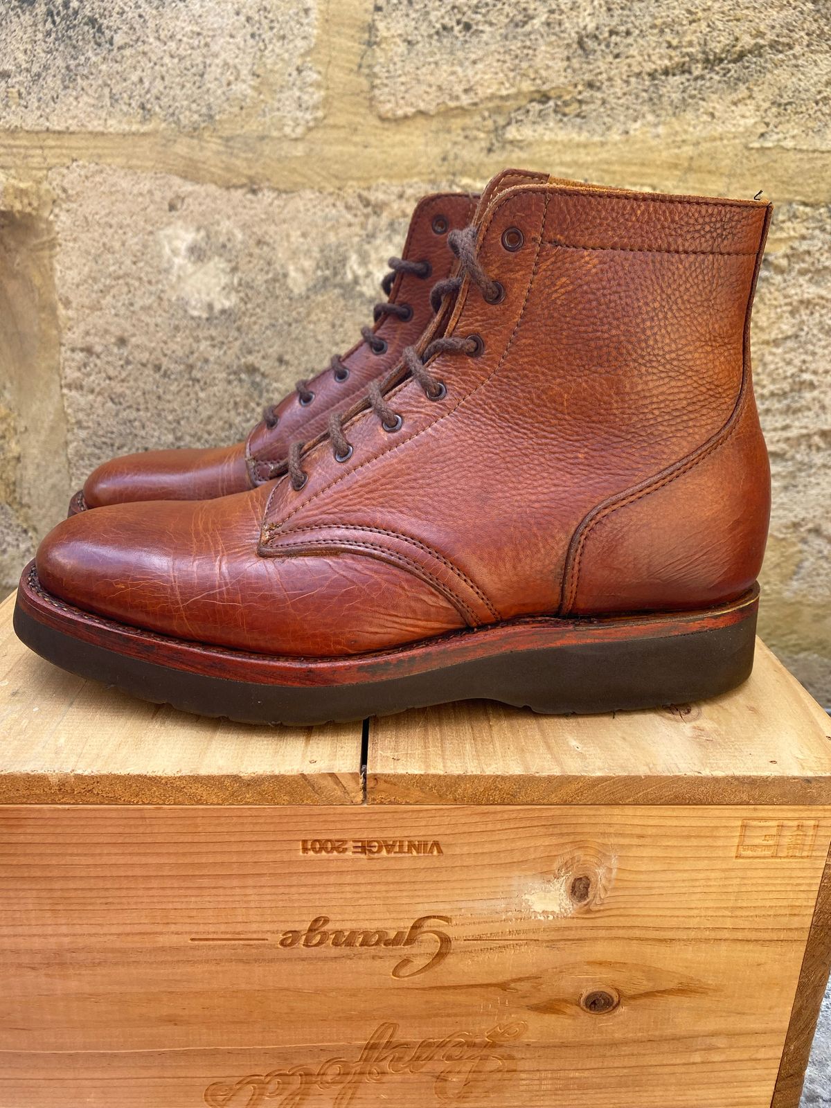 Photo by Chickenman on October 2, 2022 of the Anastazi Service Boot in Whiskey Veg-Tanned Calfskin.