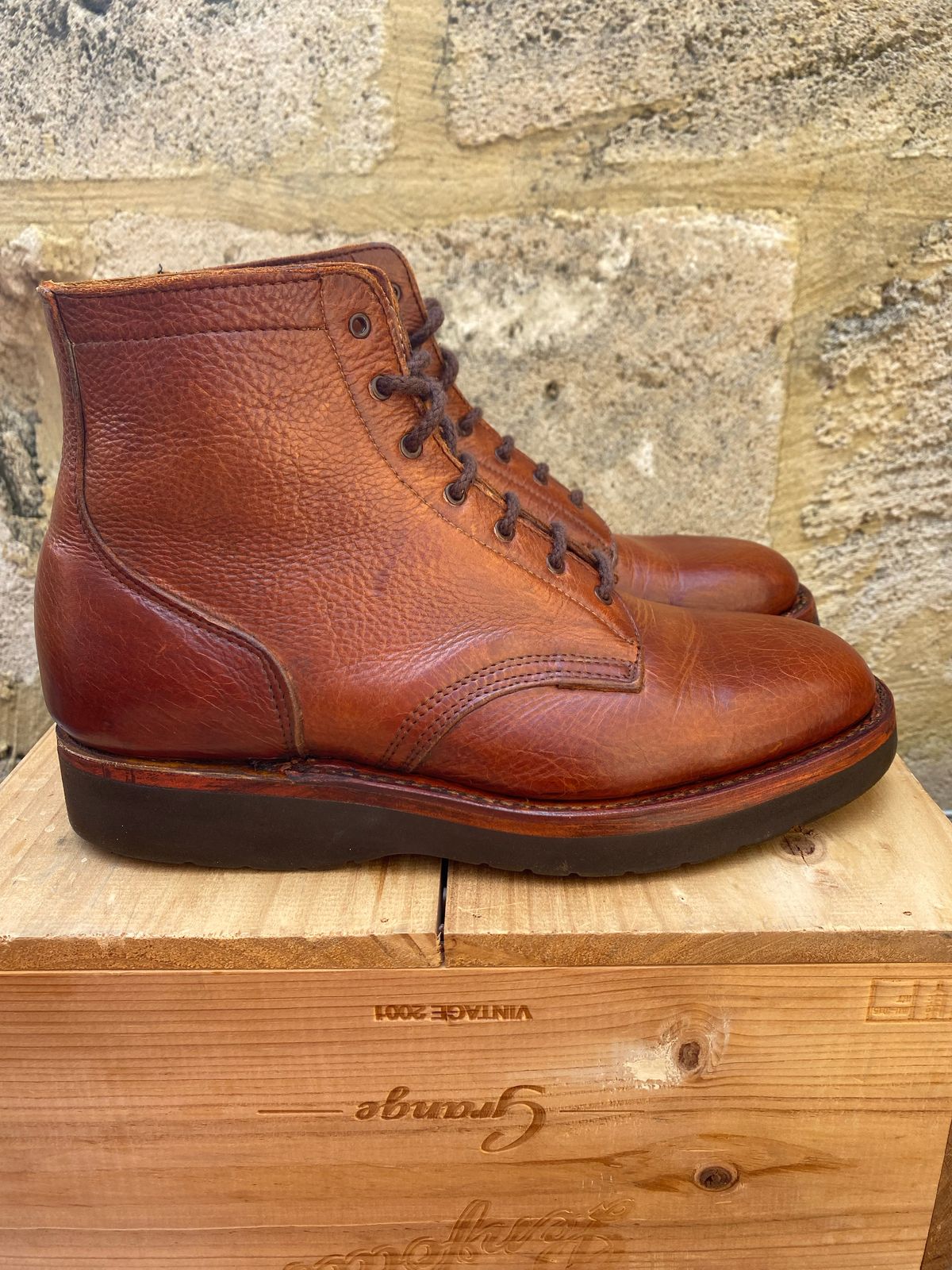 Photo by Chickenman on October 2, 2022 of the Anastazi Service Boot in Whiskey Veg-Tanned Calfskin.