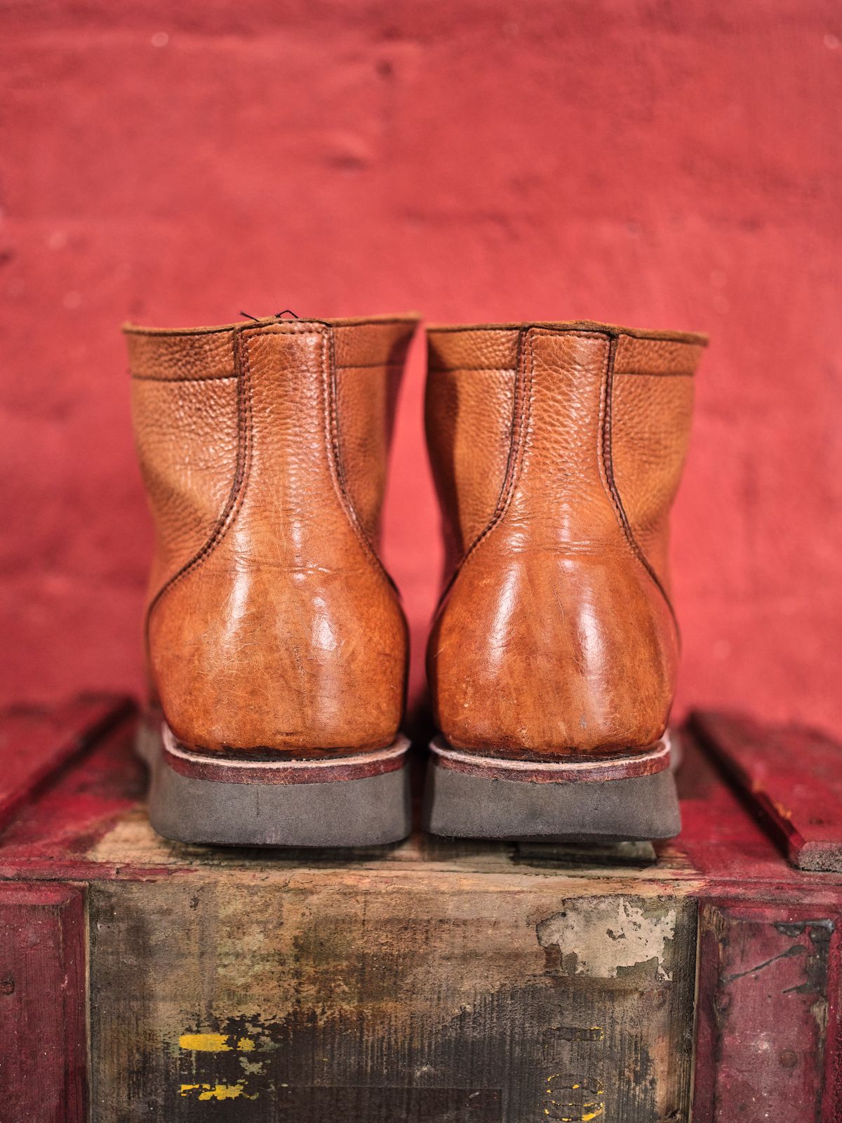 Photo by Chickenman on April 3, 2023 of the Anastazi Service Boot in Whiskey Veg-Tanned Calfskin.