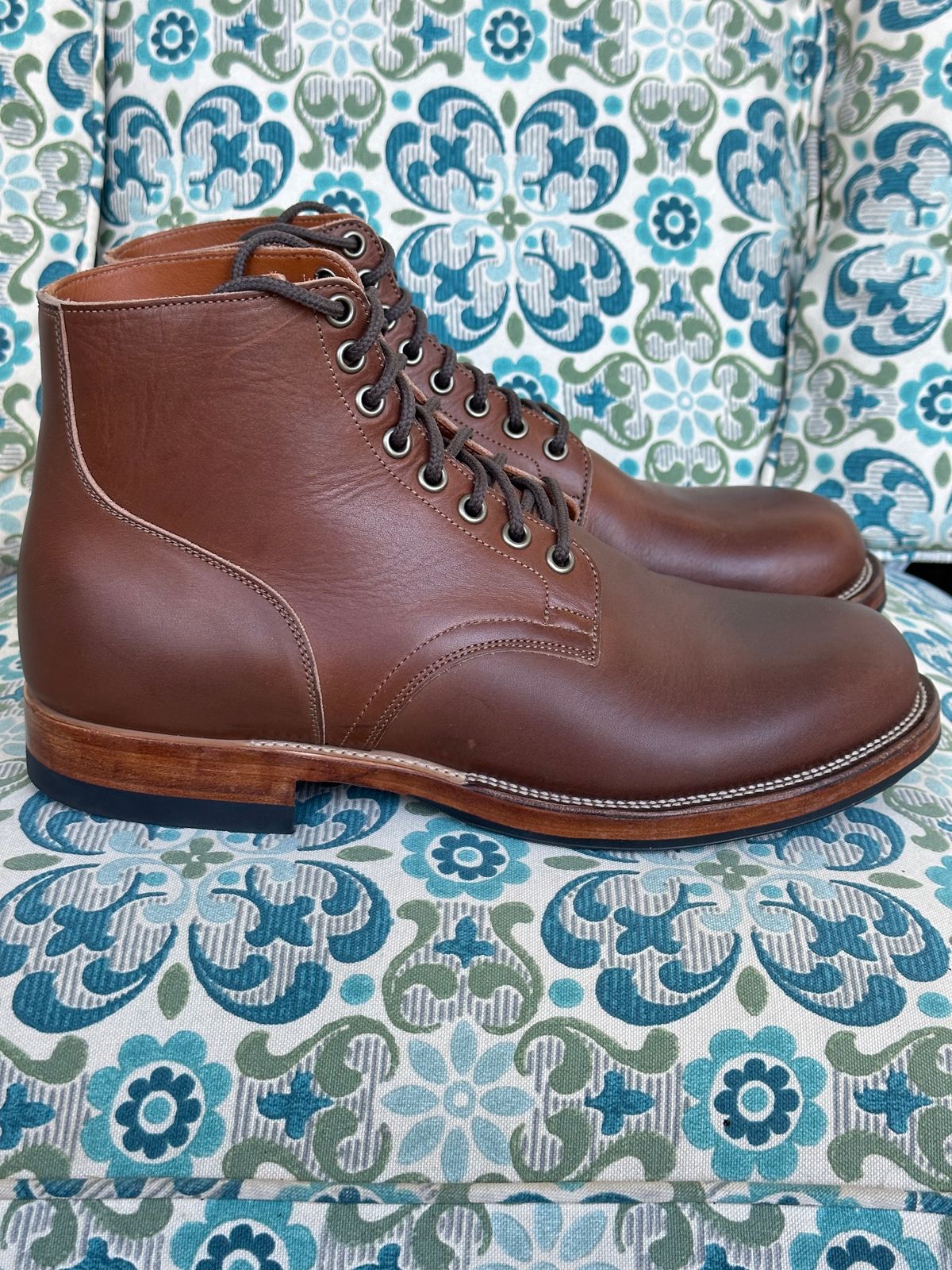 Photo by Chickenman on October 1, 2023 of the Viberg Service Boot in Tempesti Elbamatt.