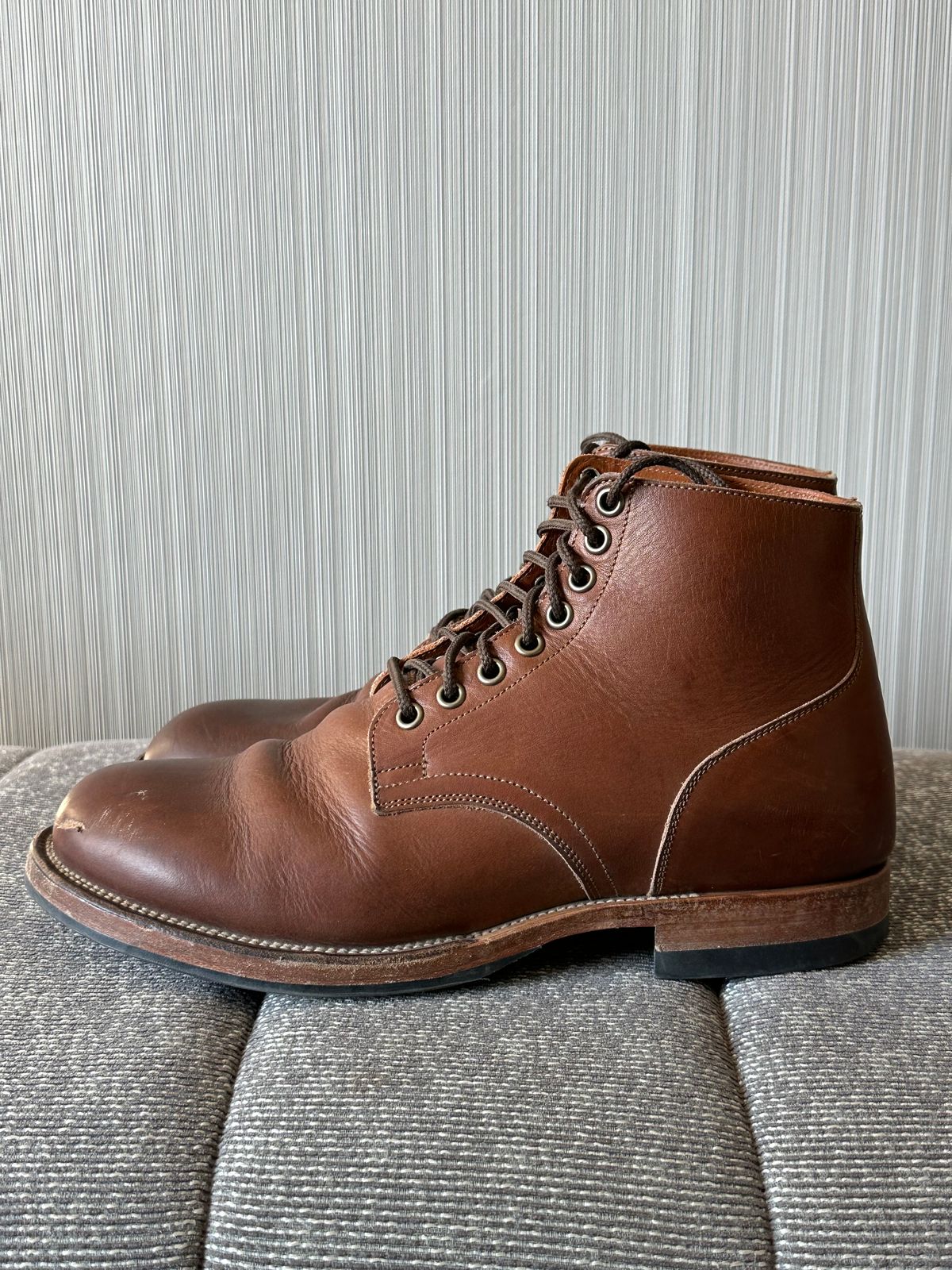 Photo by Chickenman on November 4, 2023 of the Viberg Service Boot in Tempesti Elbamatt.