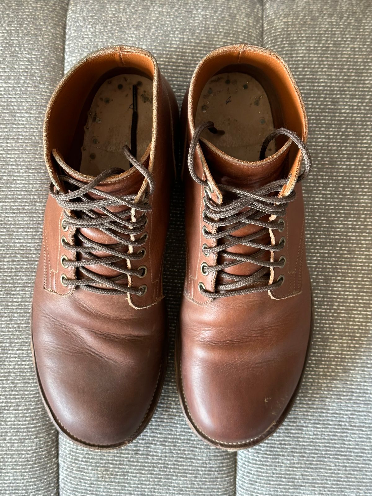 Photo by Chickenman on November 4, 2023 of the Viberg Service Boot in Tempesti Elbamatt.