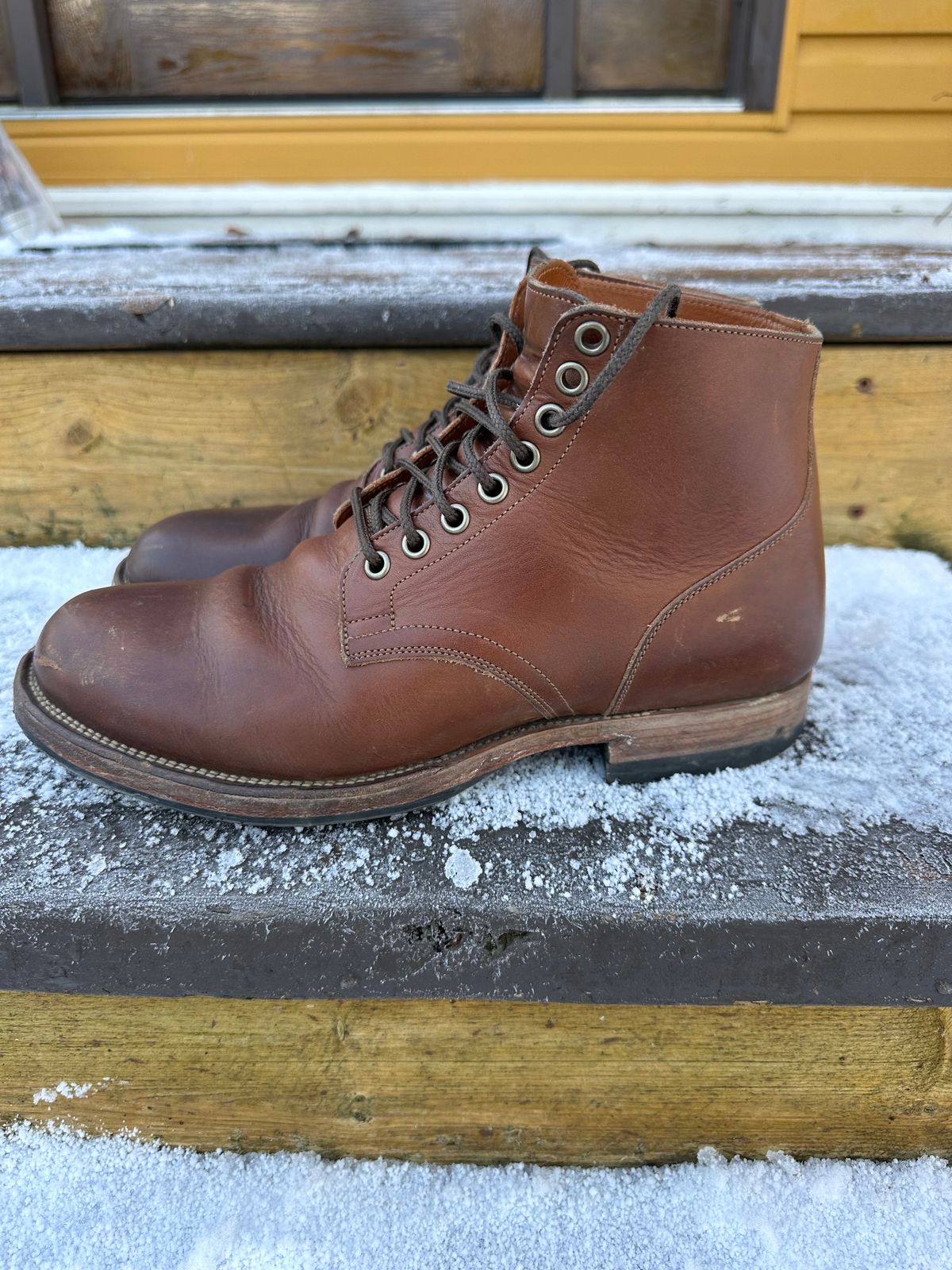 Photo by Chickenman on December 1, 2023 of the Viberg Service Boot in Tempesti Elbamatt.