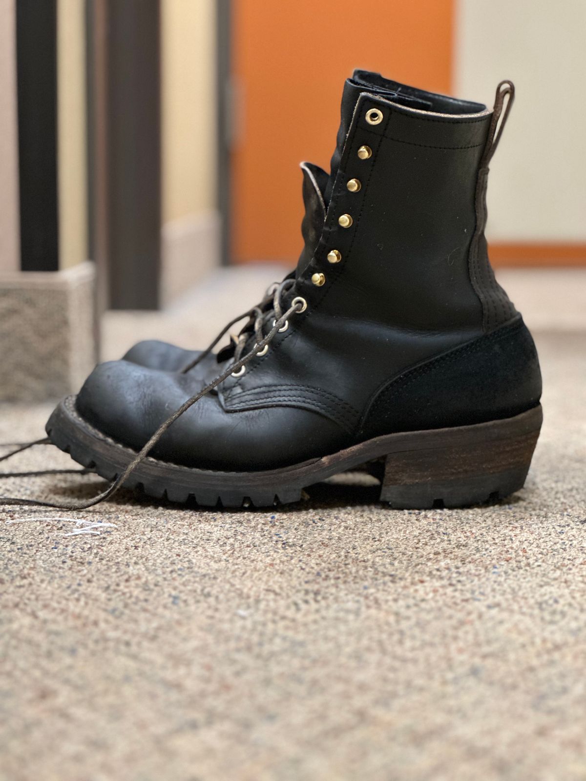 Photo by crkath77 on January 2, 2023 of the Nicks Unlisted Model in Horween Black Chromexcel.