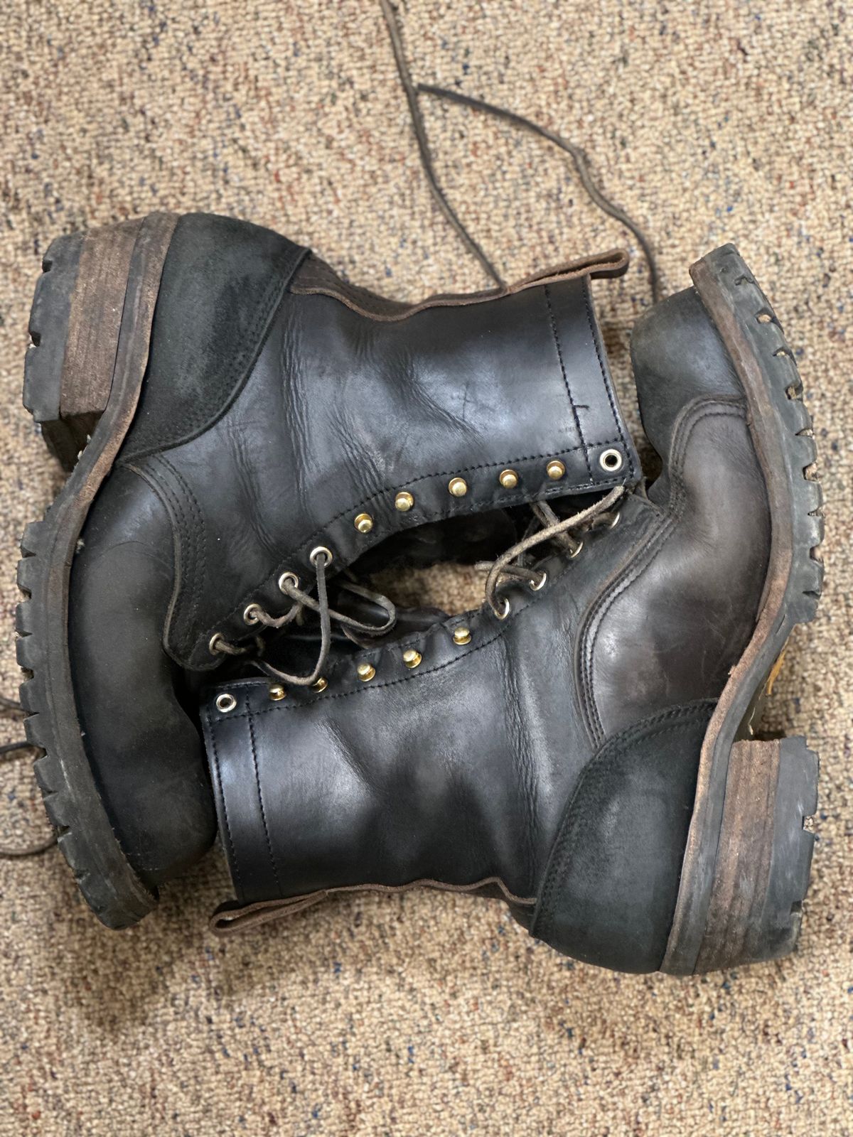 Photo by crkath77 on February 1, 2023 of the Nicks Unlisted Model in Horween Black Chromexcel.