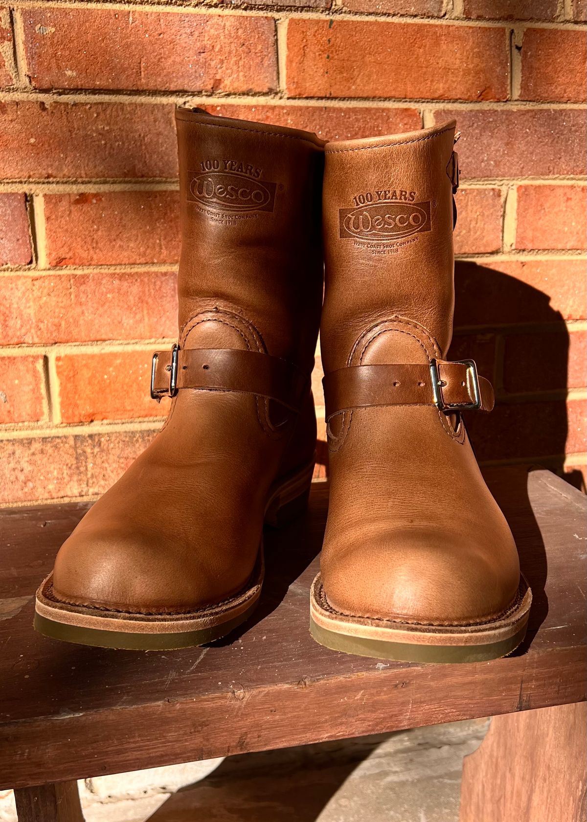 Photo by PonyTetrich on October 11, 2024 of the Wesco Boss Engineer Boot in Horween Natural Chromexcel.