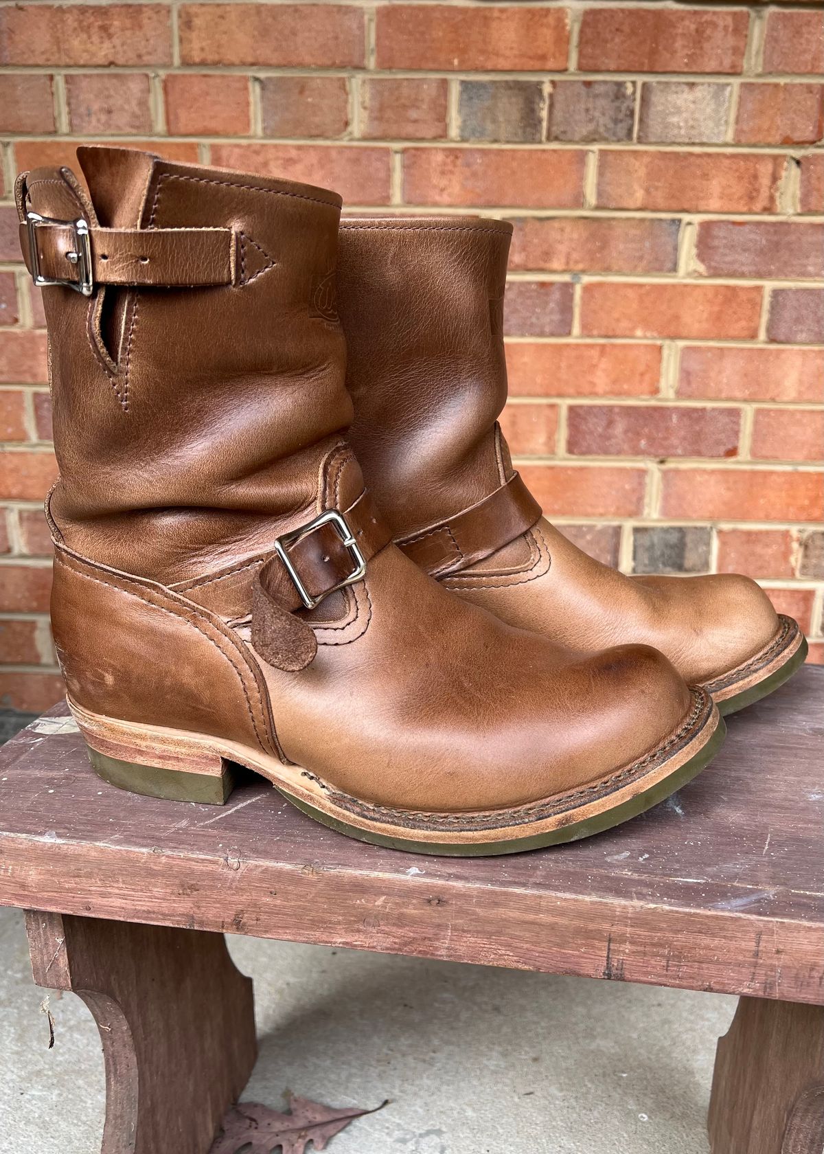 Photo by PonyTetrich on December 1, 2024 of the Wesco Boss Engineer Boot in Horween Natural Chromexcel.