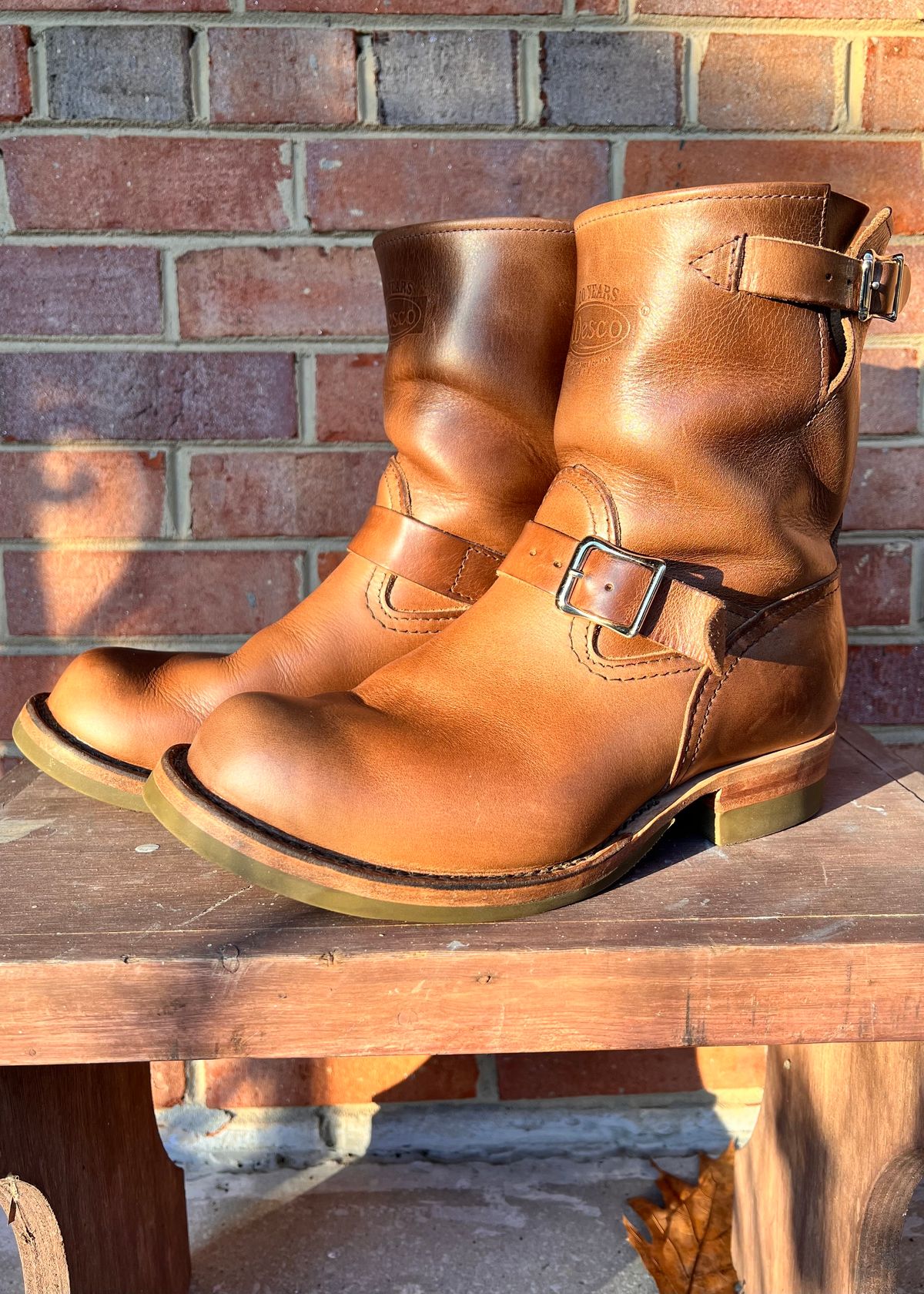 Photo by PonyTetrich on January 2, 2025 of the Wesco Boss Engineer Boot in Horween Natural Chromexcel.