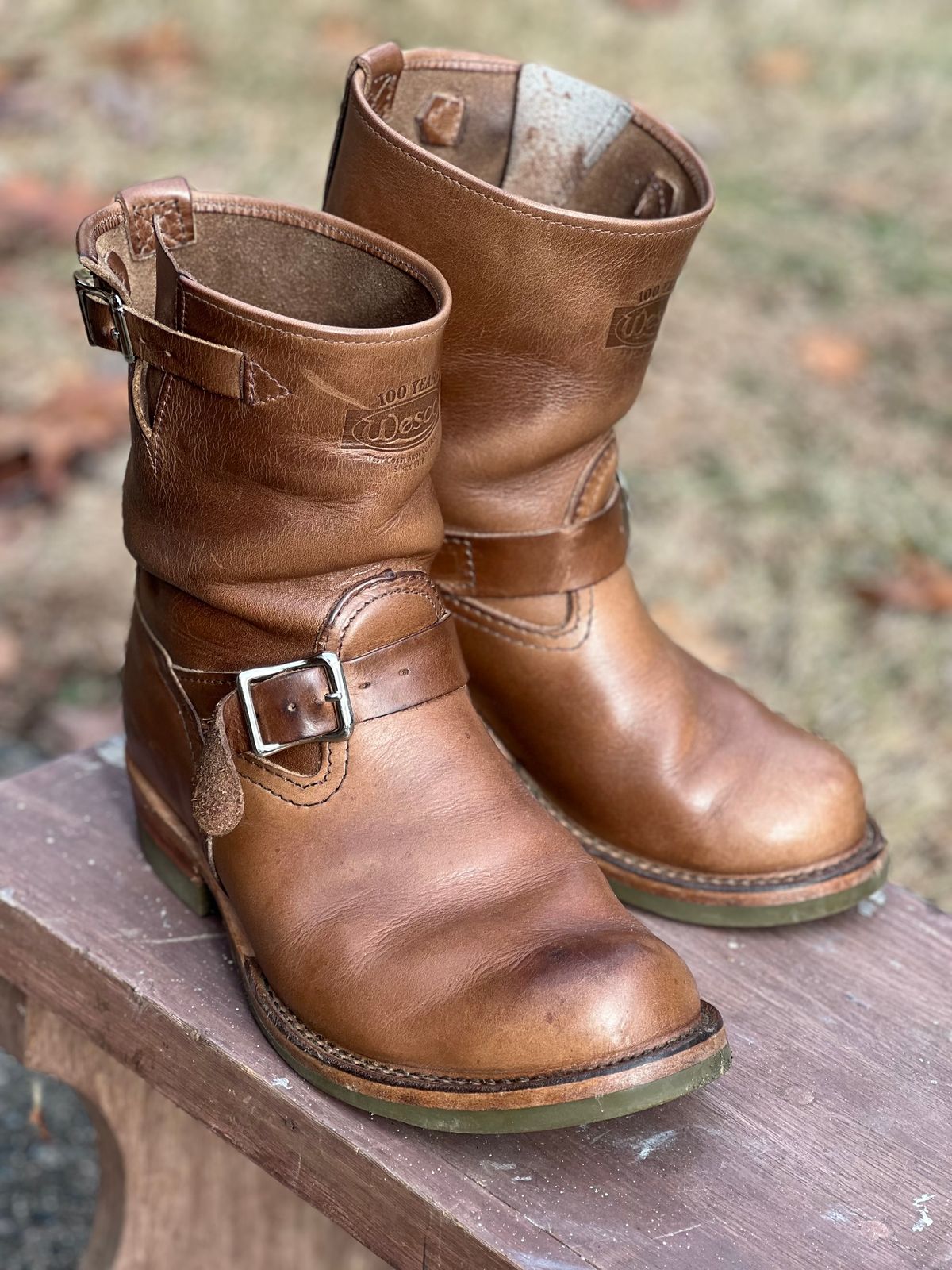 Photo by PonyTetrich on February 2, 2025 of the Wesco Boss Engineer Boot in Horween Natural Chromexcel.