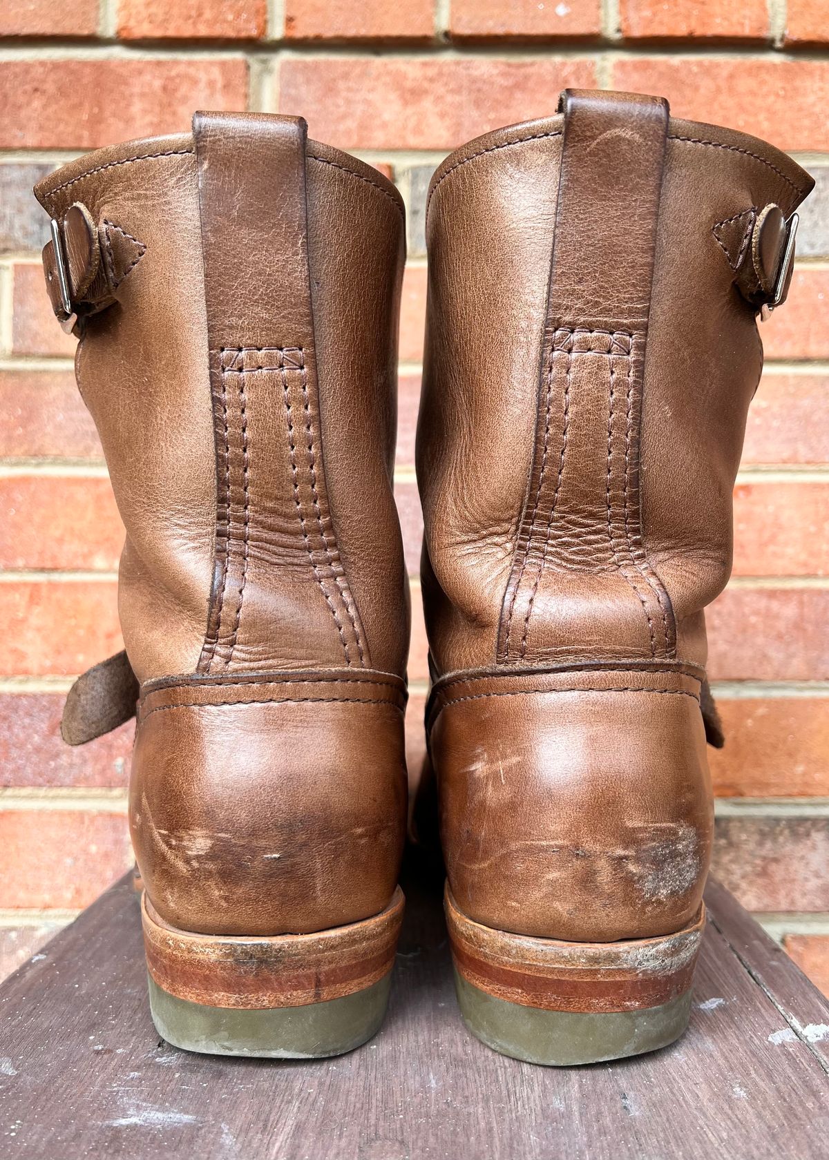 Photo by PonyTetrich on February 2, 2025 of the Wesco Boss Engineer Boot in Horween Natural Chromexcel.