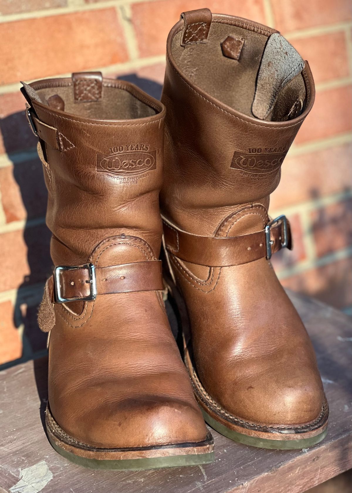 Photo by PonyTetrich on March 2, 2025 of the Wesco Boss Engineer Boot in Horween Natural Chromexcel.
