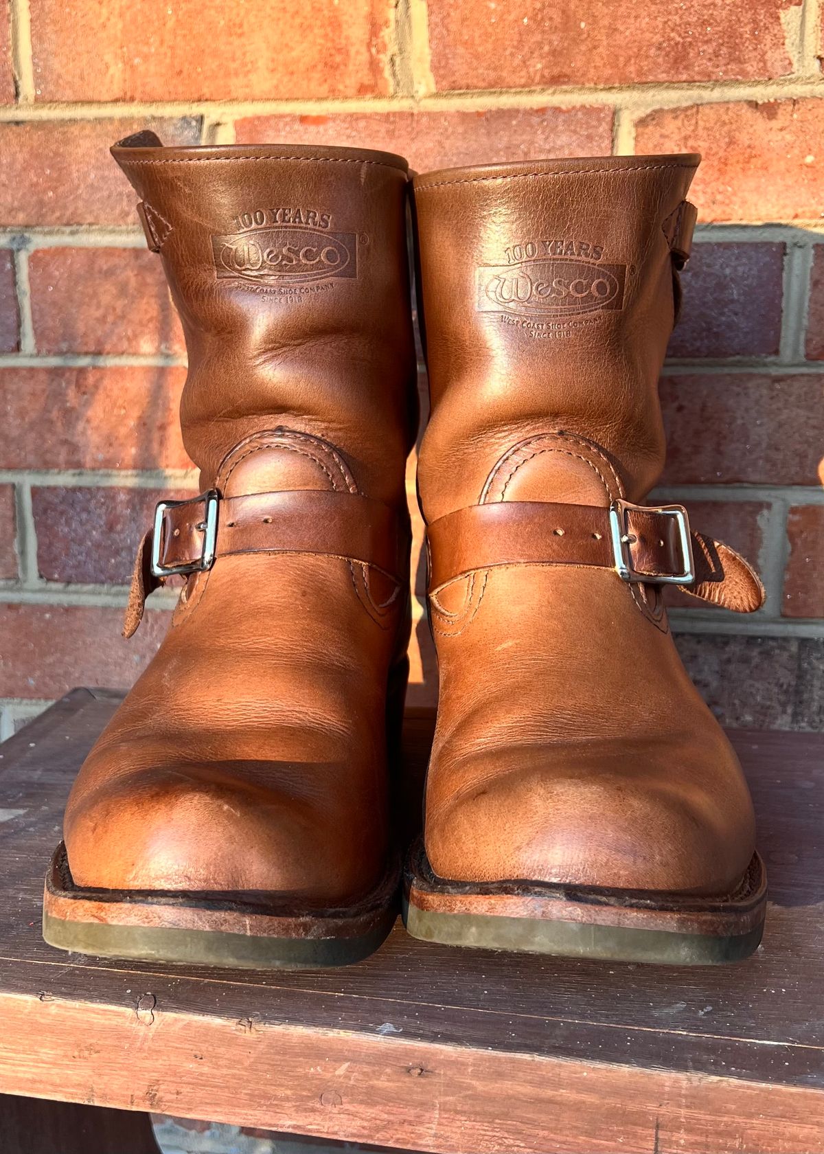 Photo by PonyTetrich on March 2, 2025 of the Wesco Boss Engineer Boot in Horween Natural Chromexcel.