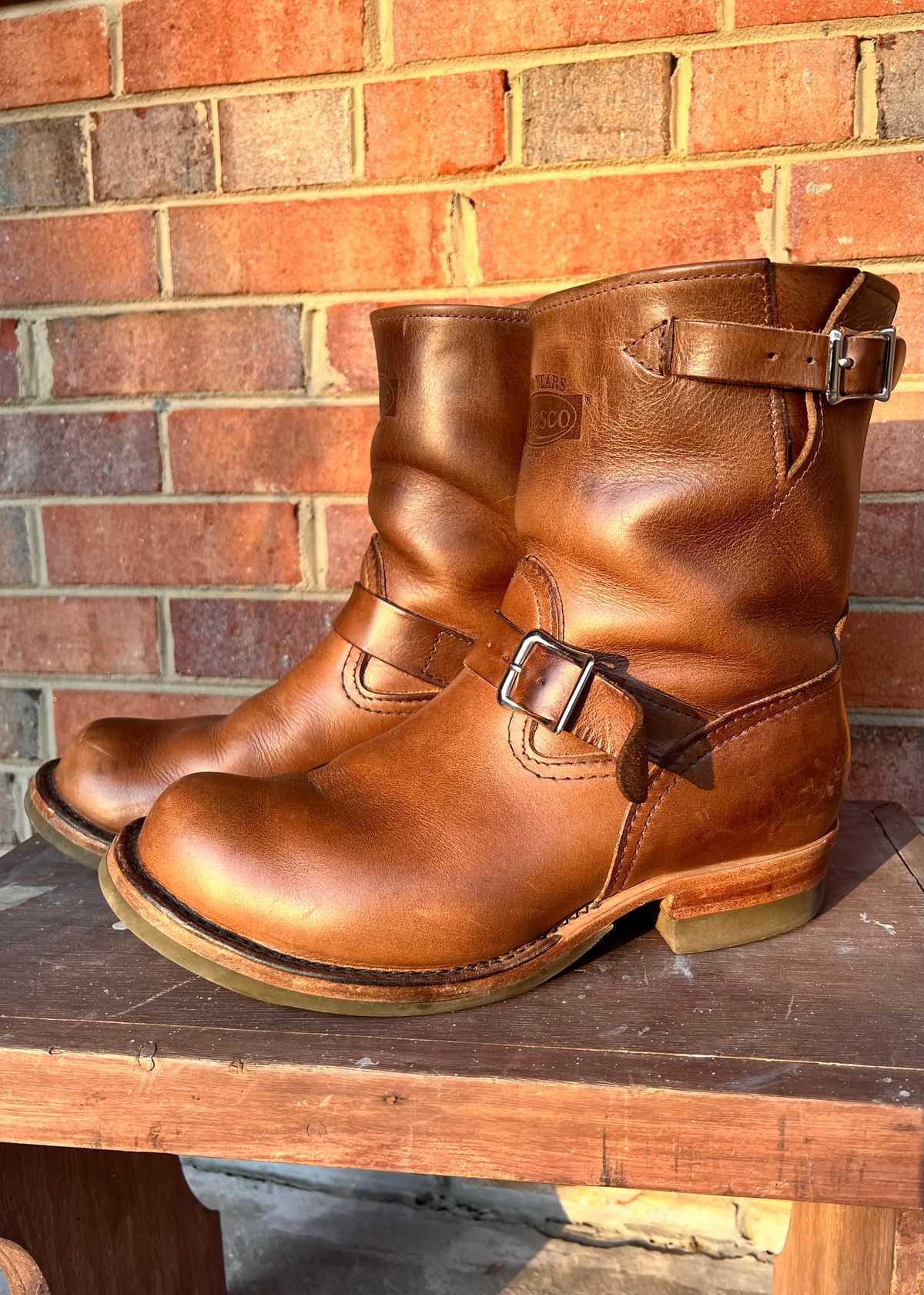 Photo by PonyTetrich on March 2, 2025 of the Wesco Boss Engineer Boot in Horween Natural Chromexcel.