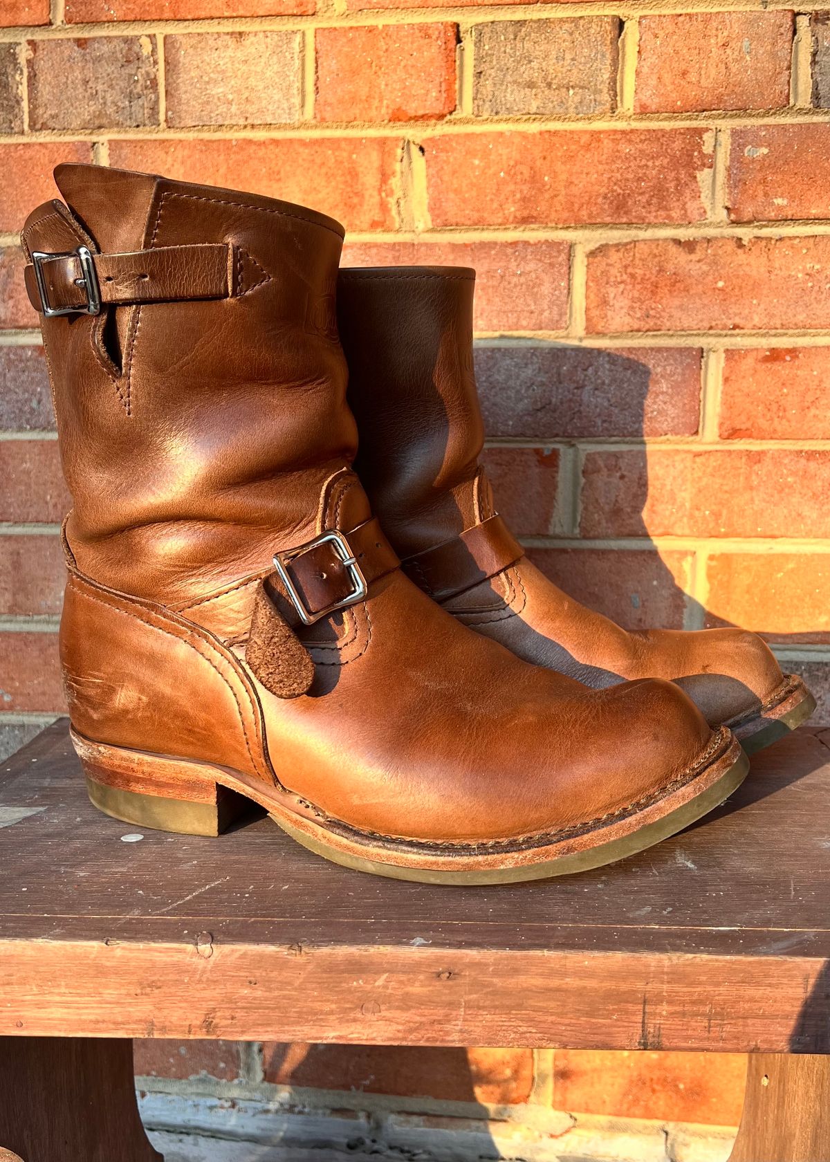Photo by PonyTetrich on March 2, 2025 of the Wesco Boss Engineer Boot in Horween Natural Chromexcel.