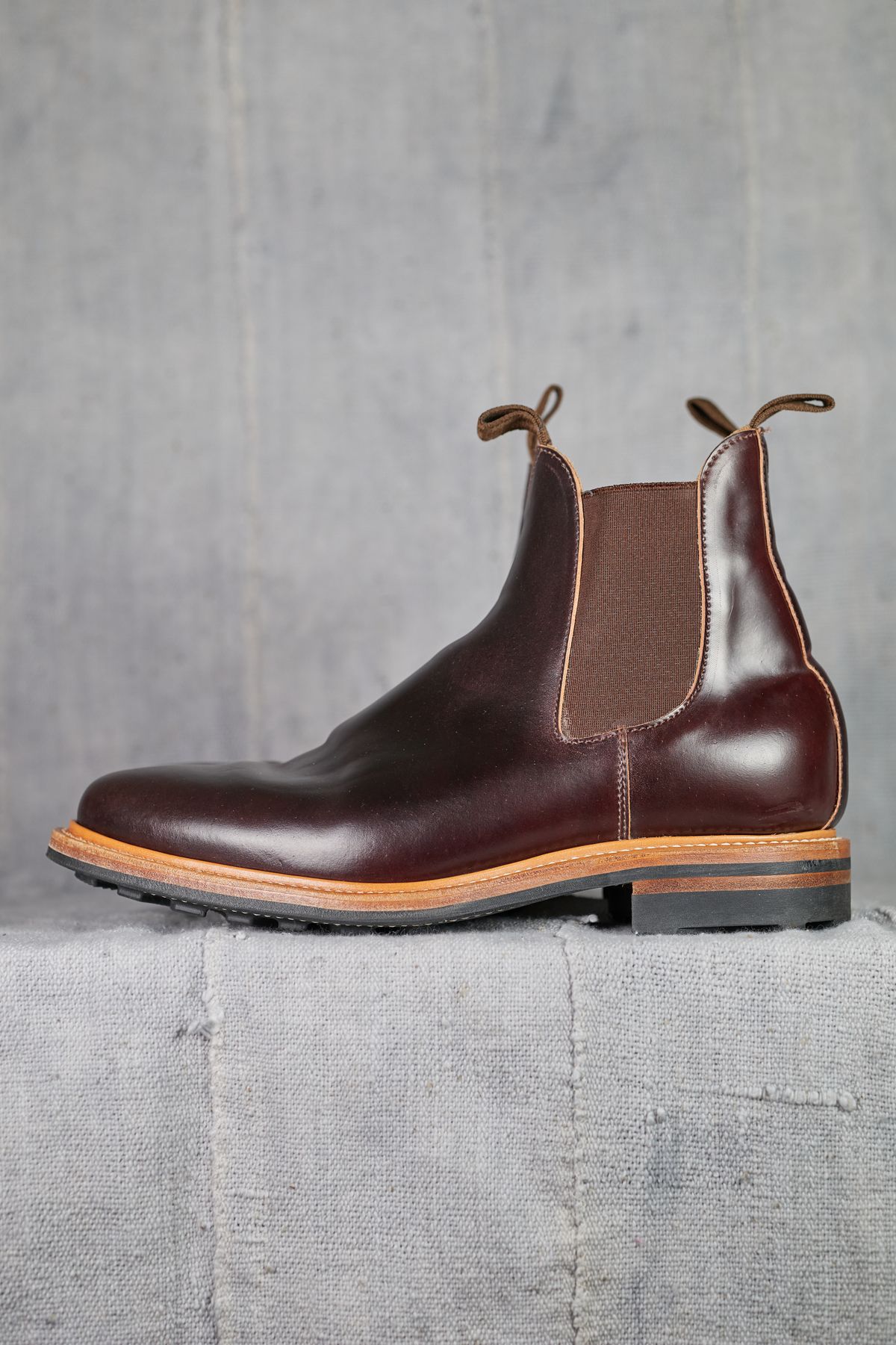 Photo by radamushotto on December 5, 2022 of the Viberg Chelsea in Horween Color 8 Shell Cordovan.