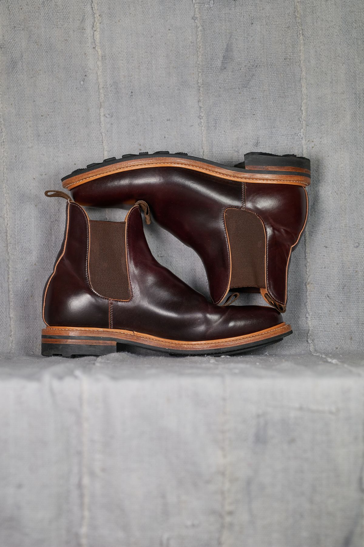 Photo by radamushotto on December 5, 2022 of the Viberg Chelsea in Horween Color 8 Shell Cordovan.