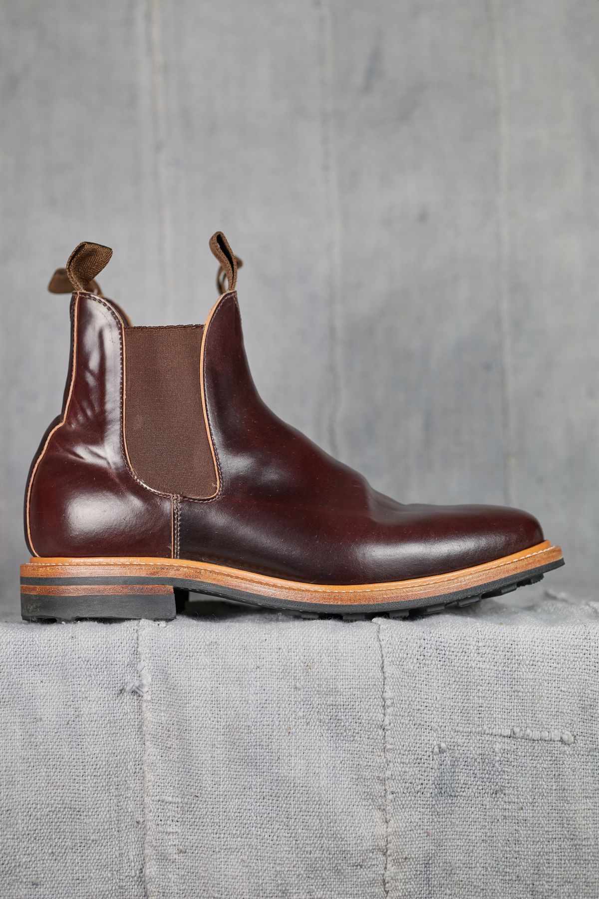 Photo by radamushotto on December 5, 2022 of the Viberg Chelsea in Horween Color 8 Shell Cordovan.