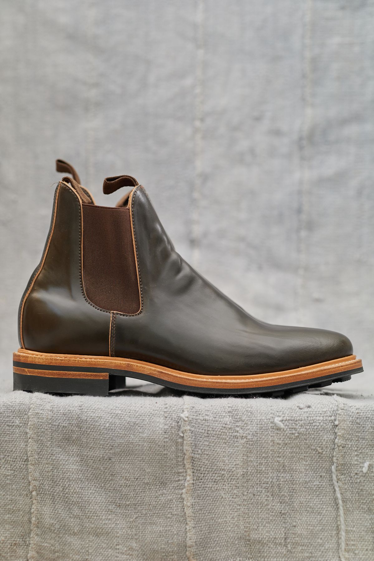 Photo by radamushotto on October 1, 2022 of the Viberg Chelsea in Horween Dark Cognac Shell Cordovan.