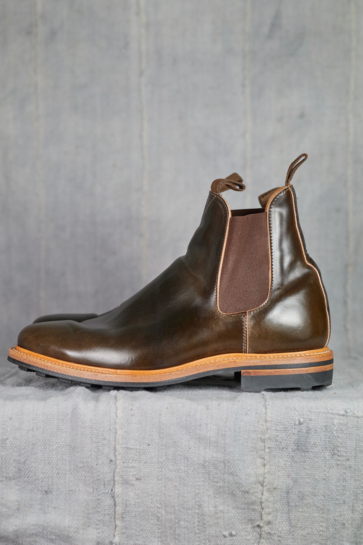 Photo by radamushotto on November 1, 2022 of the Viberg Chelsea in Horween Dark Cognac Shell Cordovan.