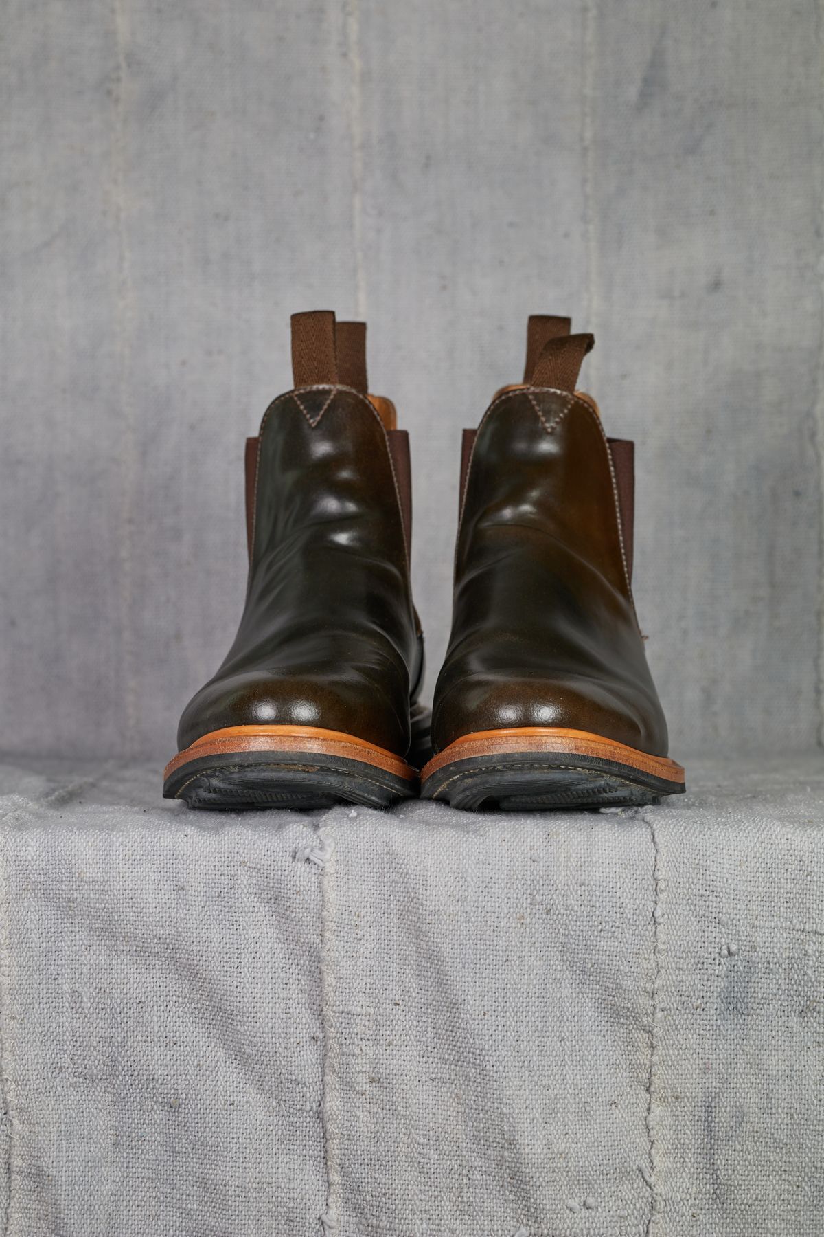 Photo by radamushotto on February 2, 2023 of the Viberg Chelsea in Horween Dark Cognac Shell Cordovan.