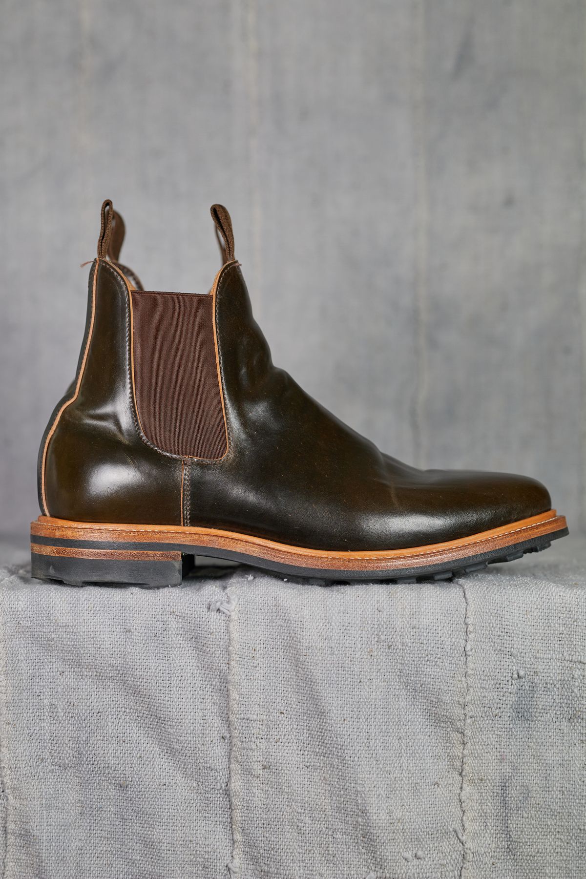 Photo by radamushotto on February 2, 2023 of the Viberg Chelsea in Horween Dark Cognac Shell Cordovan.