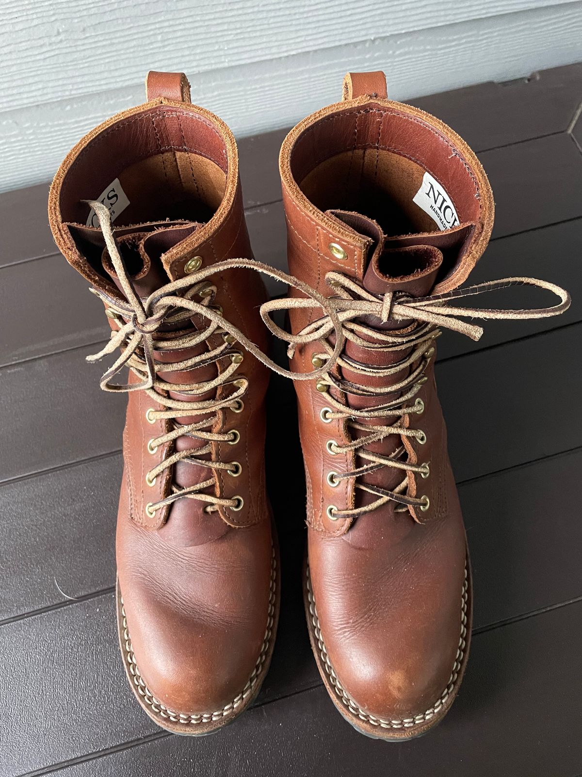 Photo by jjk_boots on April 3, 2023 of the Nicks Overlander in Seidel 1964 Brown.