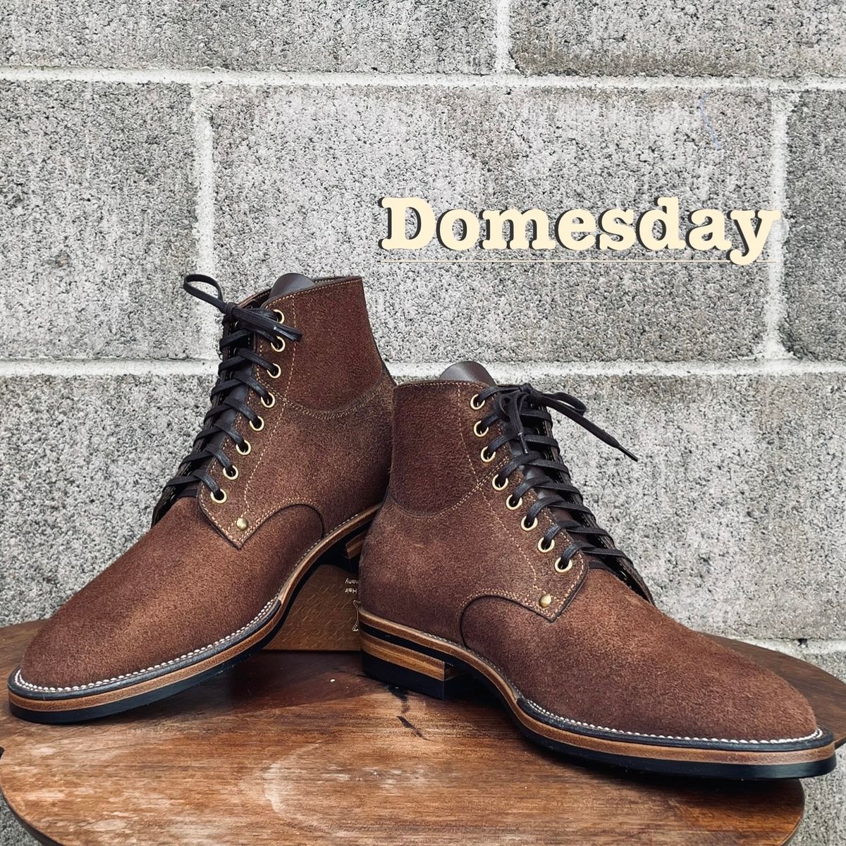 Photo by Ender on October 3, 2024 of the Iron Boots x Østmo Type 1 in Seidel Brown Oil Tan.
