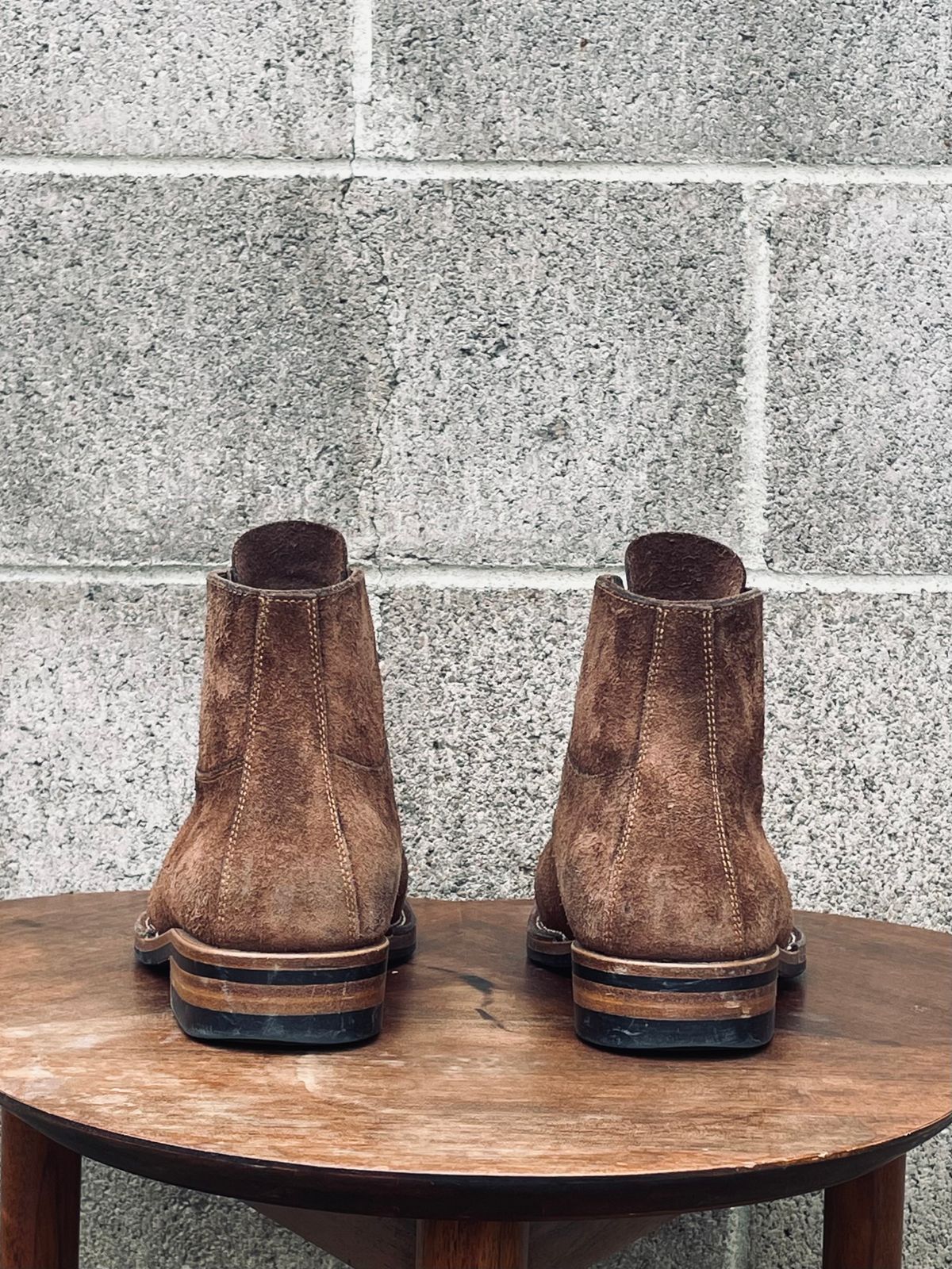 Photo by Ender on December 5, 2024 of the Iron Boots x Østmo Type 1 in Seidel Brown Oil Tan.