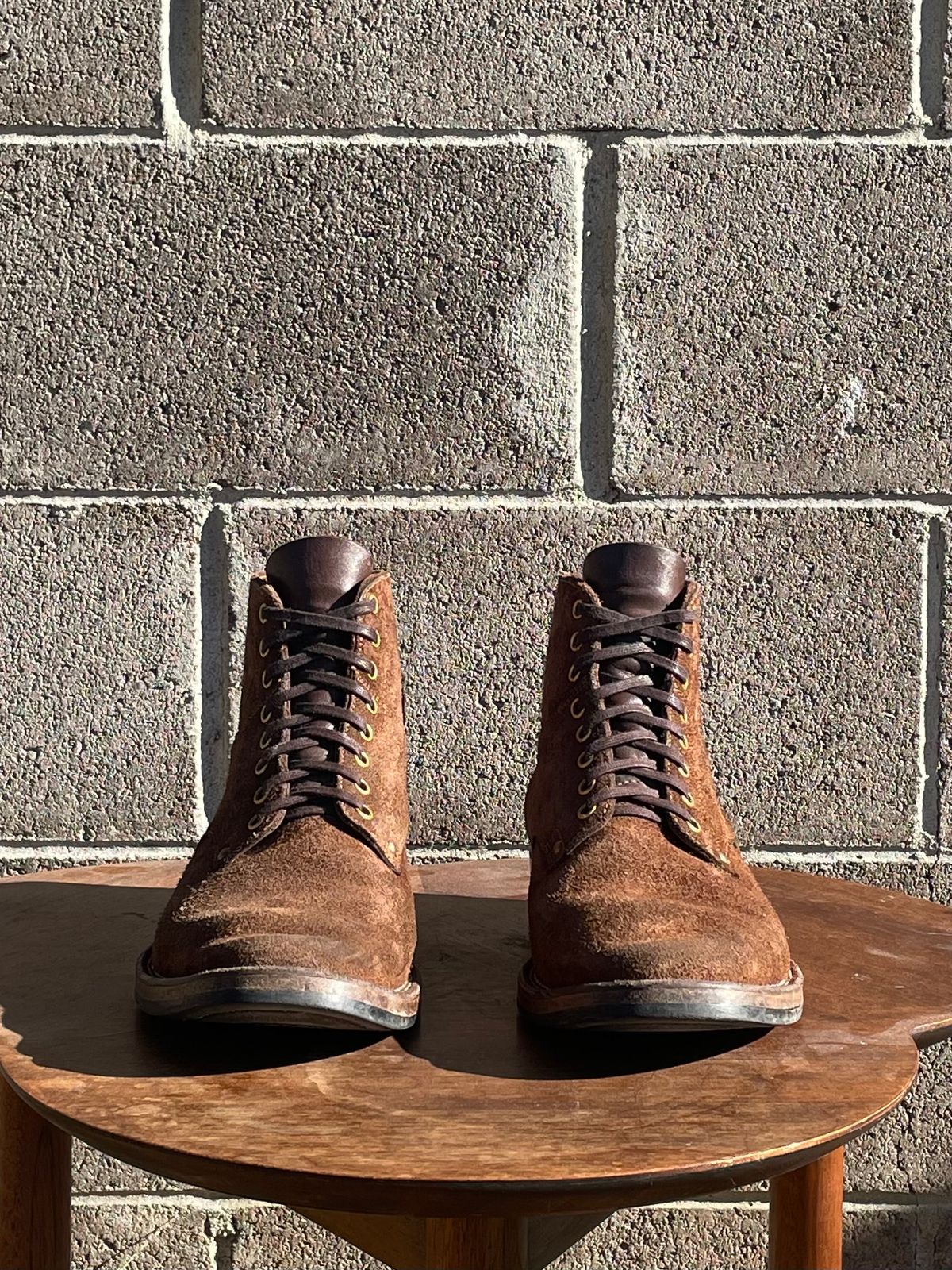 Photo by Ender on January 5, 2025 of the Iron Boots x Østmo Type 1 in Seidel Brown Oil Tan.