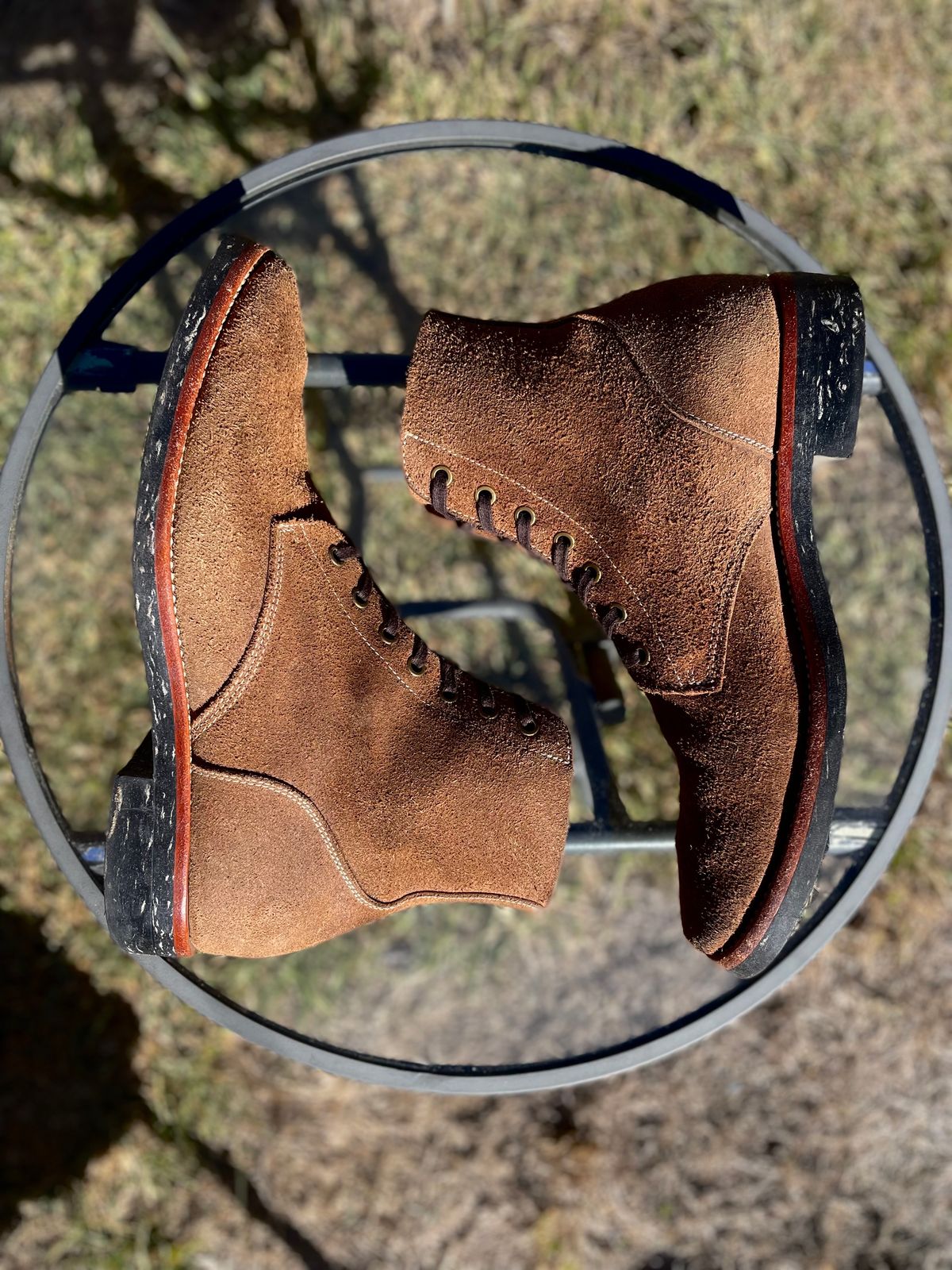 Photo by Ender on December 5, 2023 of the Briselblack The Hawk in Horween Natural Chromexcel Roughout.