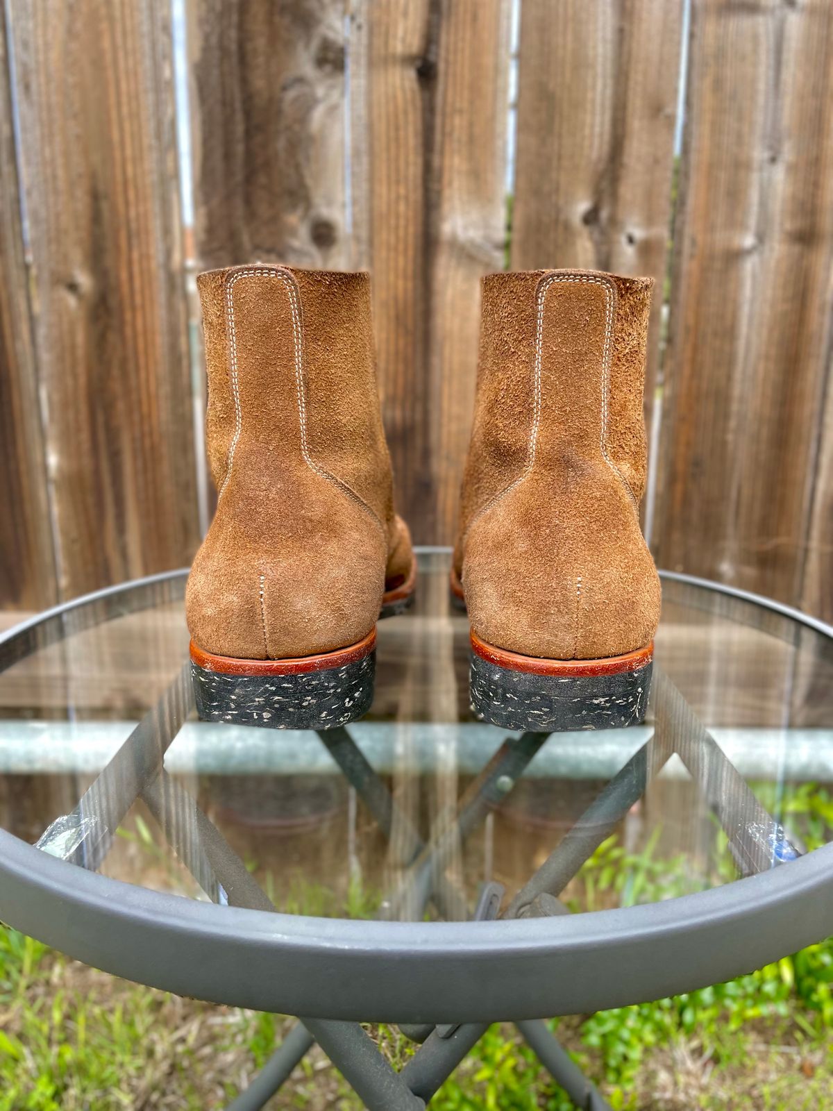 Photo by Ender on January 6, 2024 of the Briselblack The Hawk in Horween Natural Chromexcel Roughout.