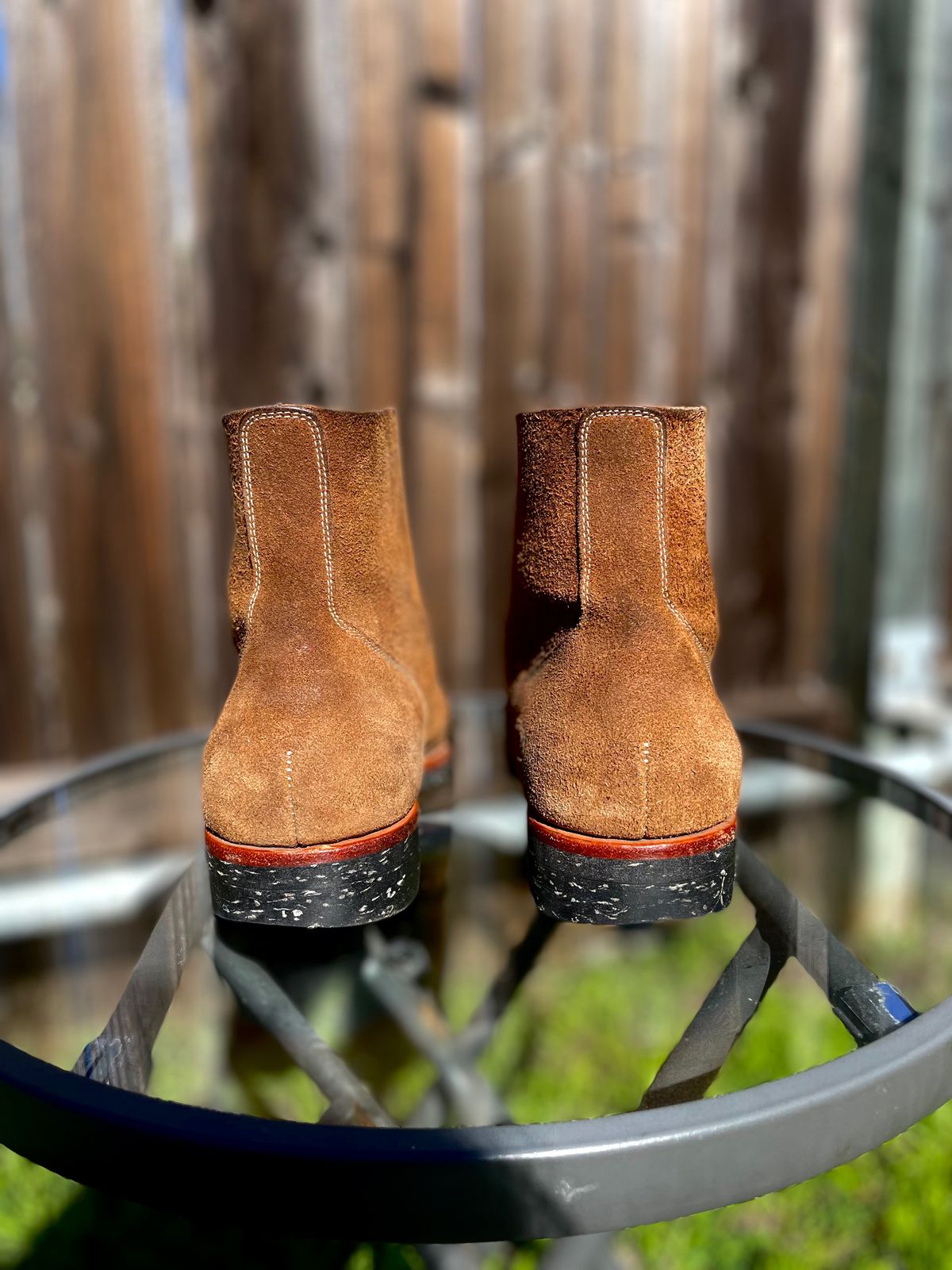 Photo by Ender on February 5, 2024 of the Briselblack The Hawk in Horween Natural Chromexcel Roughout.