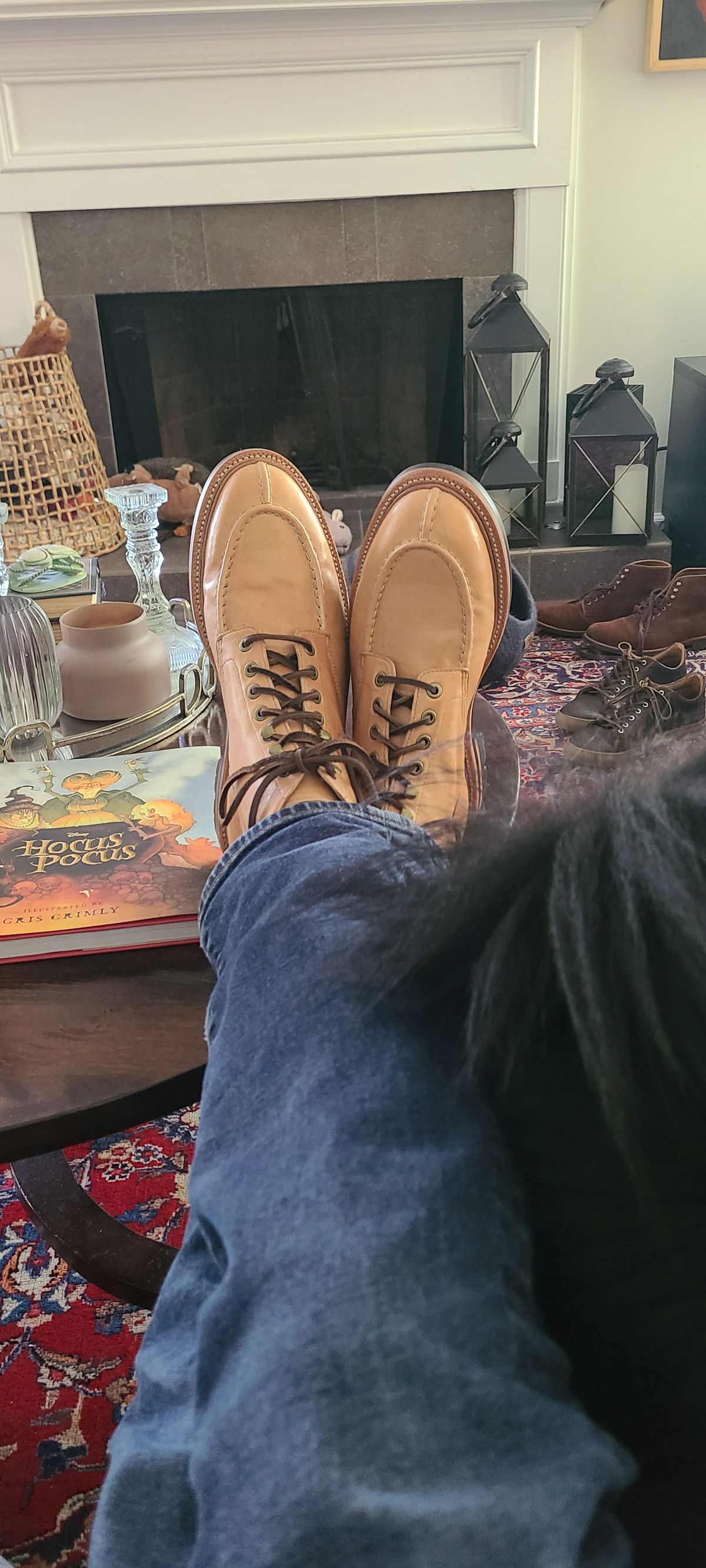 Photo by suplehdog on October 3, 2022 of the Grant Stone Ottawa Boot in Incas Natural Kangaroo.