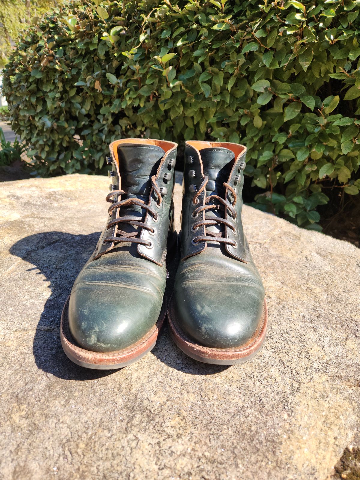 Photo by suplehdog on November 5, 2023 of the Grant Stone Diesel Boot in Horween Navy Chromexcel.