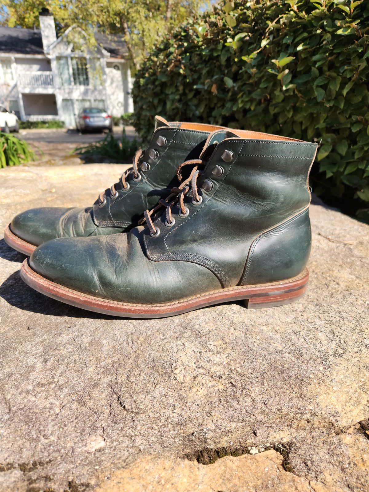 Photo by suplehdog on November 5, 2023 of the Grant Stone Diesel Boot in Horween Navy Chromexcel.