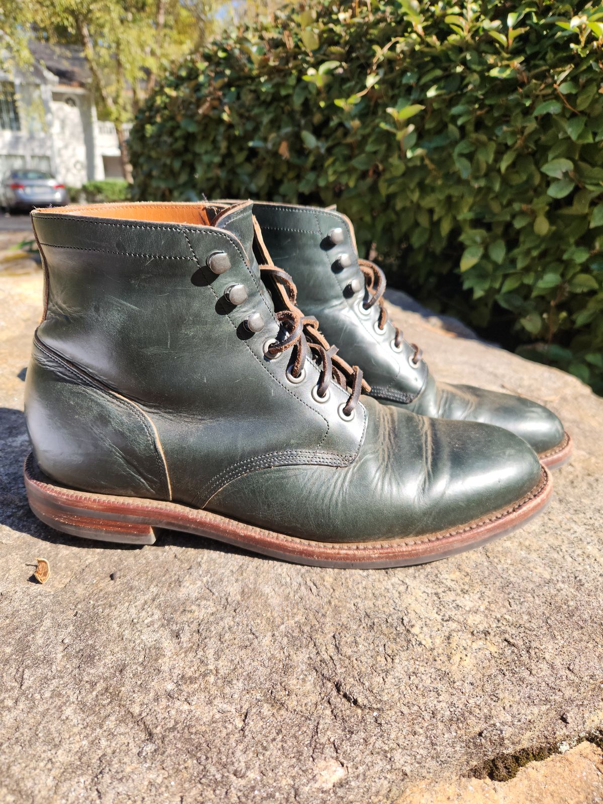 Photo by suplehdog on November 5, 2023 of the Grant Stone Diesel Boot in Horween Navy Chromexcel.