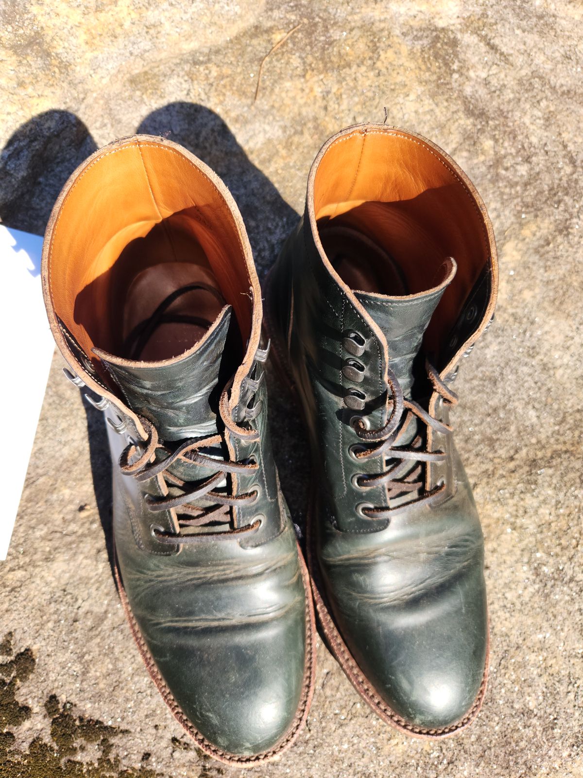 Photo by suplehdog on November 5, 2023 of the Grant Stone Diesel Boot in Horween Navy Chromexcel.