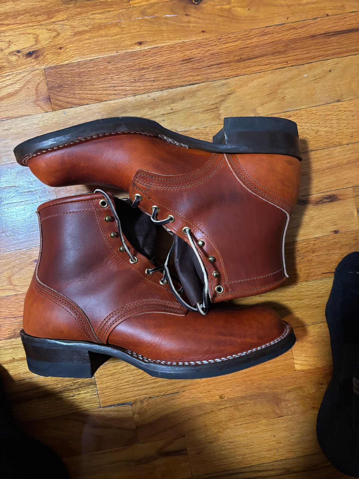 Photo by bootbastard on October 27, 2025 of the Nicks Lace Up Heritage in Wickett & Craig Sienna Double Stuffed.