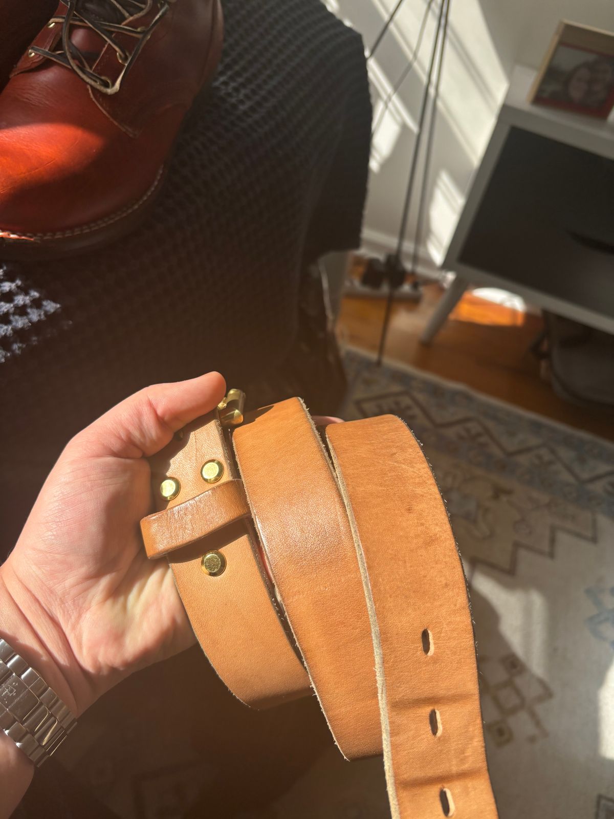 Photo by bootbastard on November 1, 2025 of the Carmine Jack Leather J&FJ Baker Natural Oak Bark Bridle Belts in J&FJ Baker Natural Oak Bark Tanned Harness.