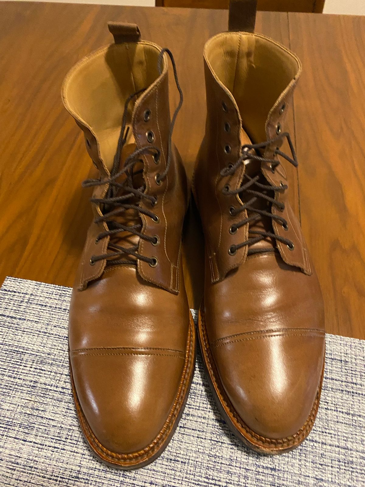 Photo by bootbastard on November 10, 2022 of the Crockett & Jones Coniston in Unlisted Leather.