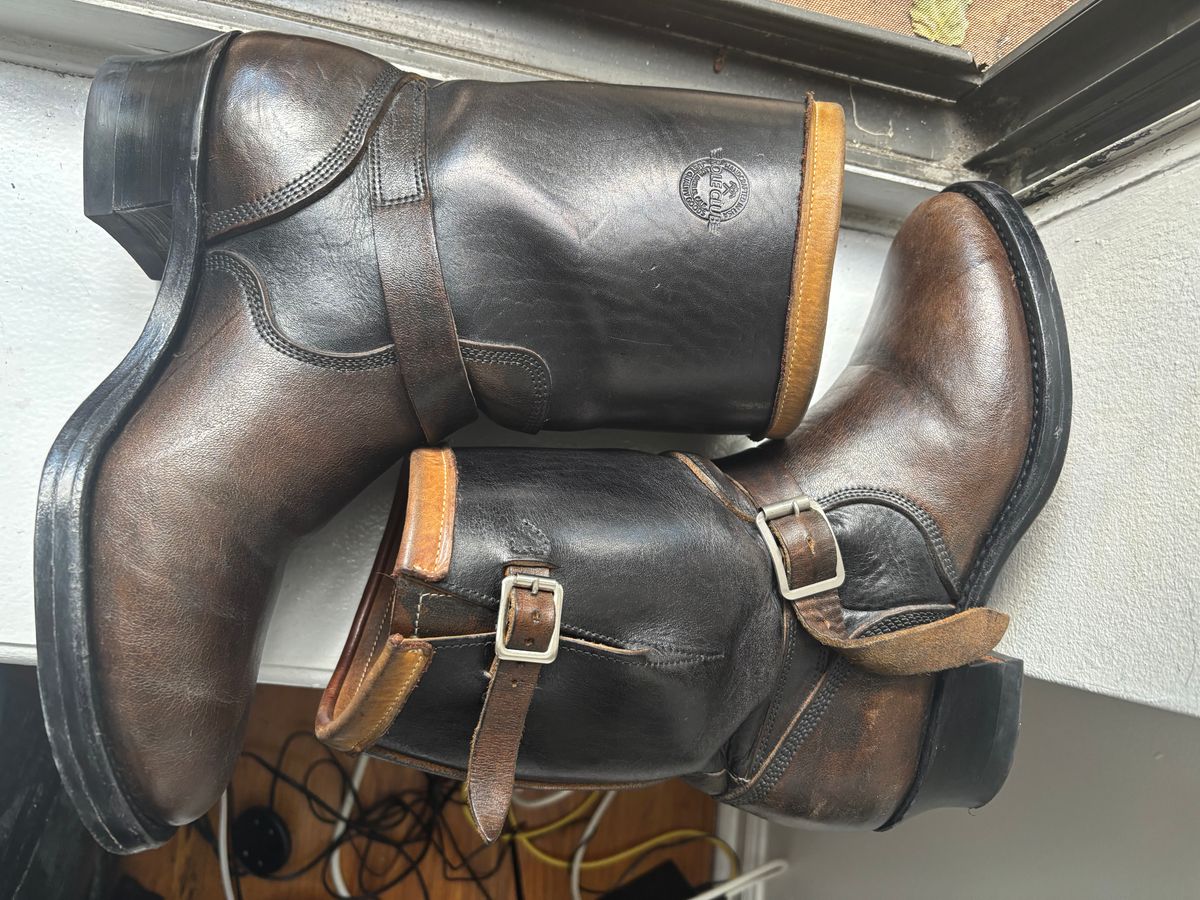 Photo by bootbastard on November 1, 2025 of the Role Club Anniversary Engineer Boots in Shinki Hand-Finished Black Horsehide.