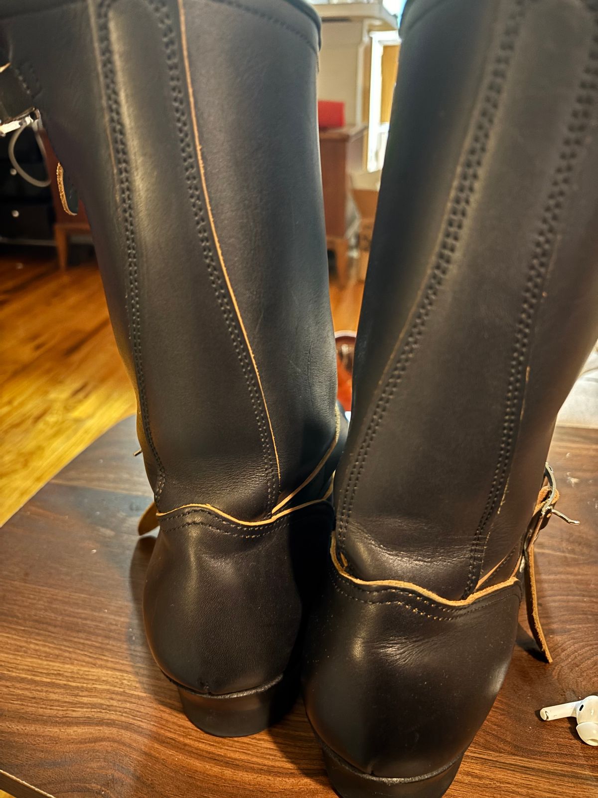 Photo by bootbastard on November 4, 2025 of the Attractions BILTBUCK Lot 269 in Attractions Heavy Weight Kipskin.