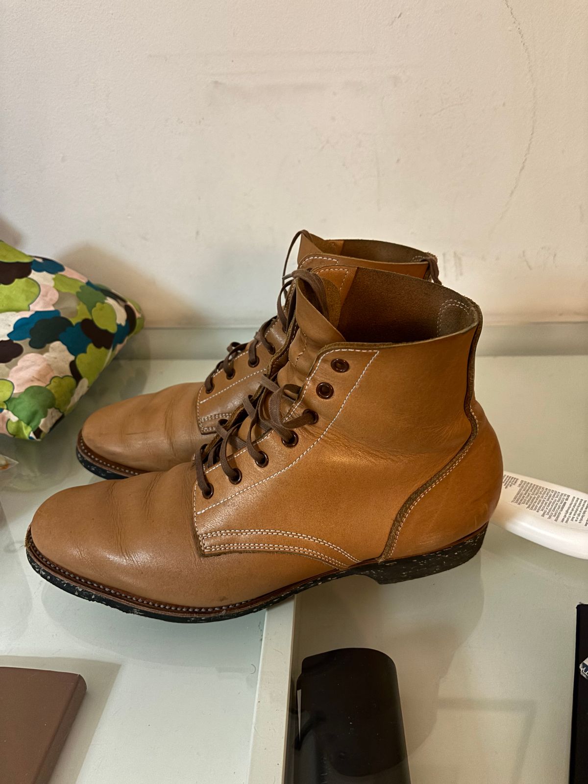 Photo by bootbastard on January 4, 2026 of the Clinch Yeager Boots in Wickett & Craig Buck Natural H Latigo.