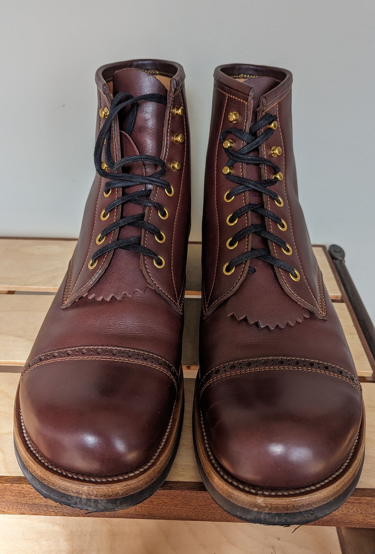 Photo by mikeczyz on November 5, 2023 of the Iron Boots 5515 in Degermann Calf Red-Brown.