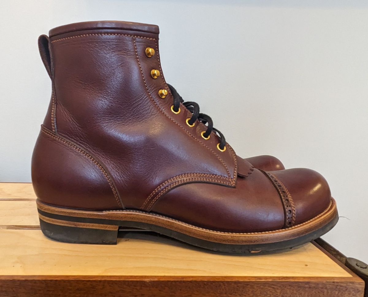 Photo by mikeczyz on December 5, 2023 of the Iron Boots 5515 in Degermann Calf Red-Brown.