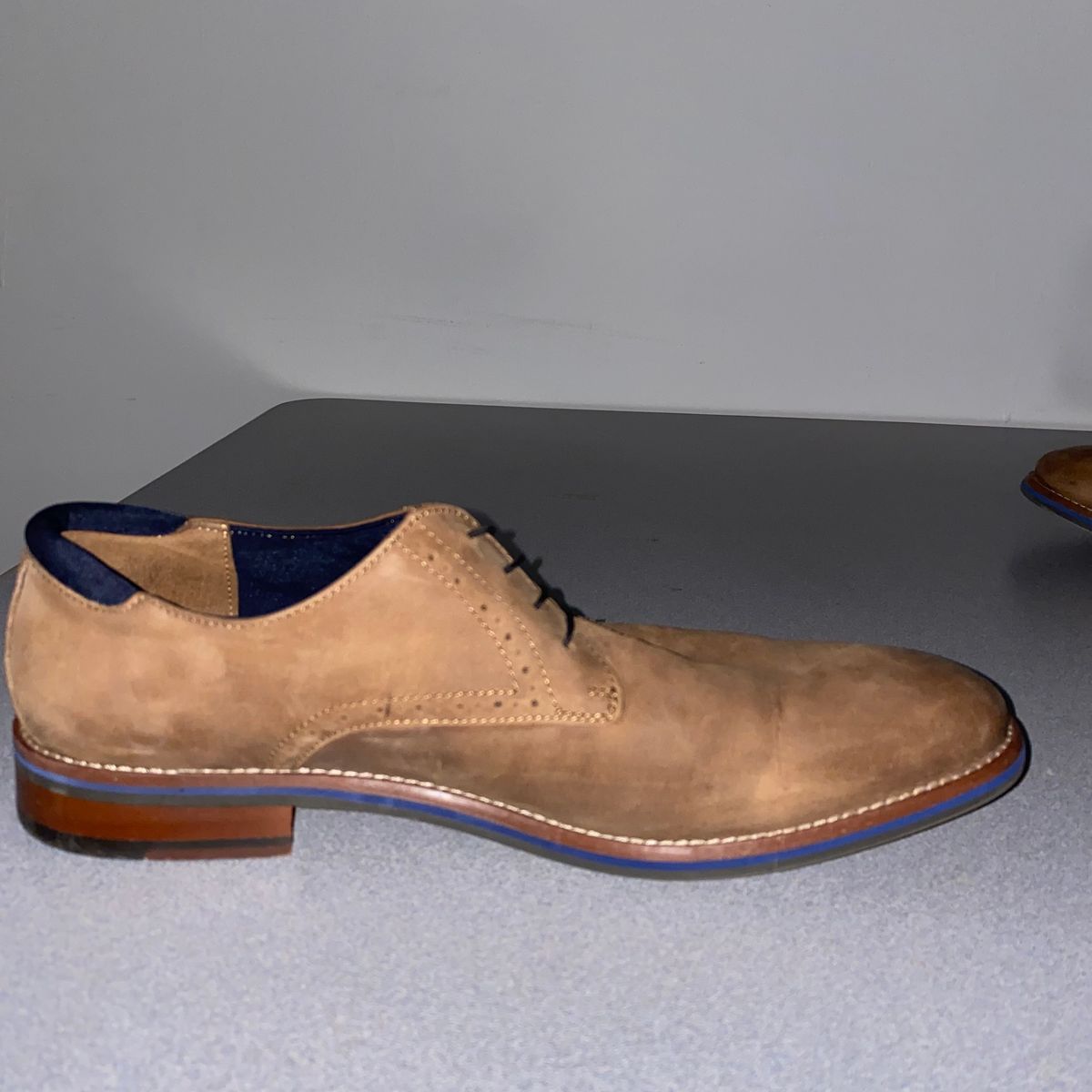 Photo by leocurrently on December 5, 2023 of the Johnston & Murphy Canton in Unknown Leather.