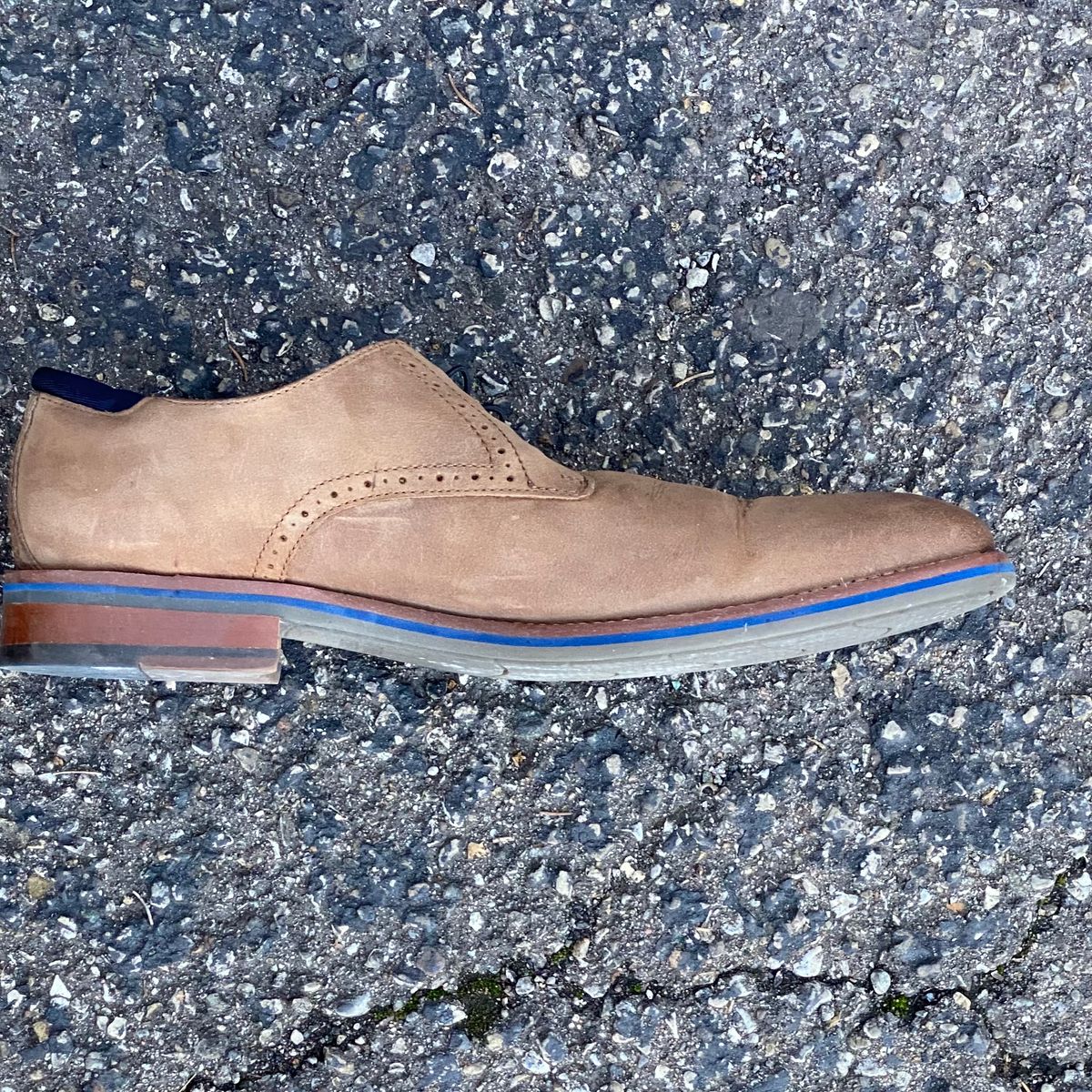 Photo by leocurrently on March 4, 2024 of the Johnston & Murphy Canton in Unknown Leather.